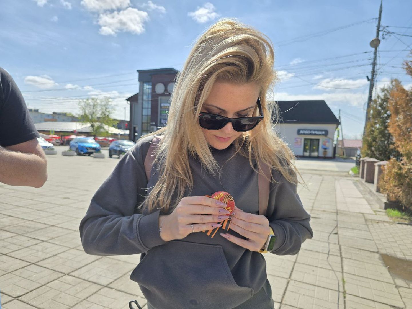 можайск, можайский муниципальный округ, подмосковье, день победы, патриотическая акция, георгиевская ленточка, волонтеры, 9 мая, великая победа,