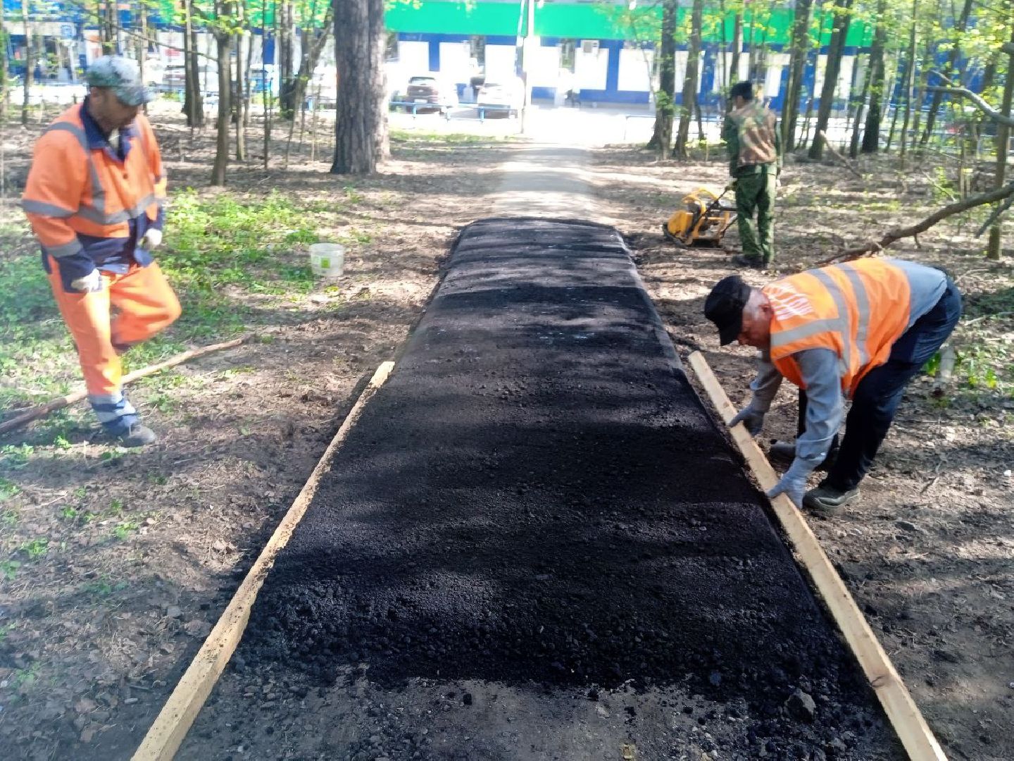 ивантеевка, ремонт тротуара, асфальтовое покрытие,железнодорожная станция, лес,удобство, жители города,коммунальные службы,