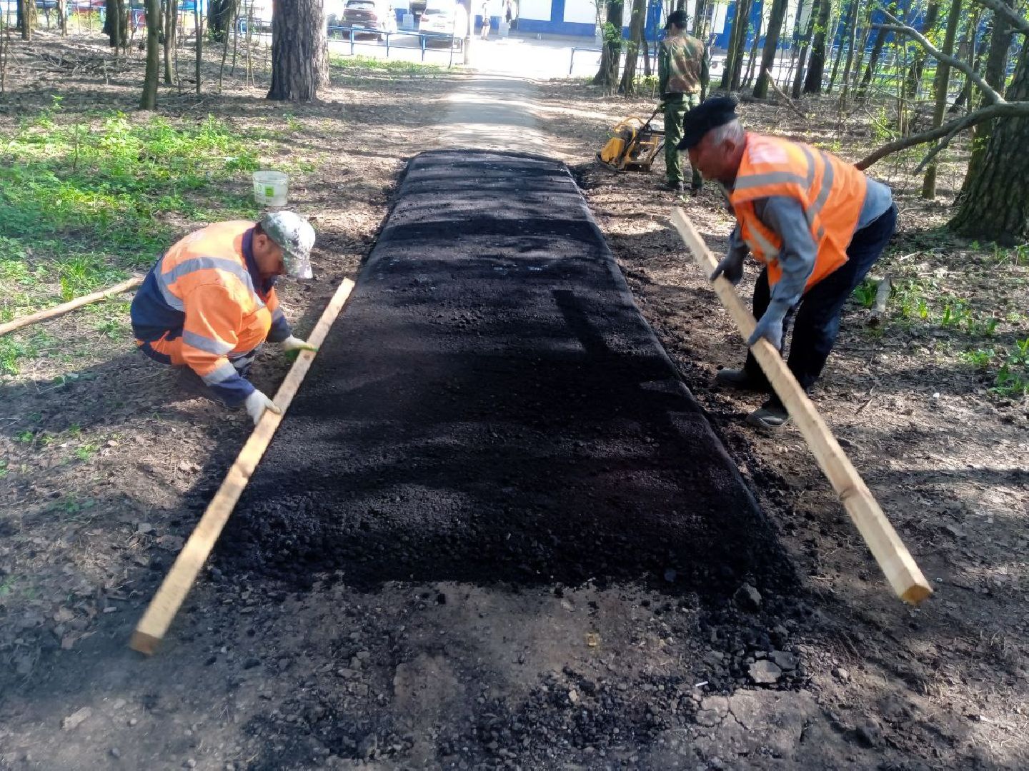 ивантеевка, ремонт тротуара, асфальтовое покрытие,железнодорожная станция, лес,удобство, жители города,коммунальные службы,