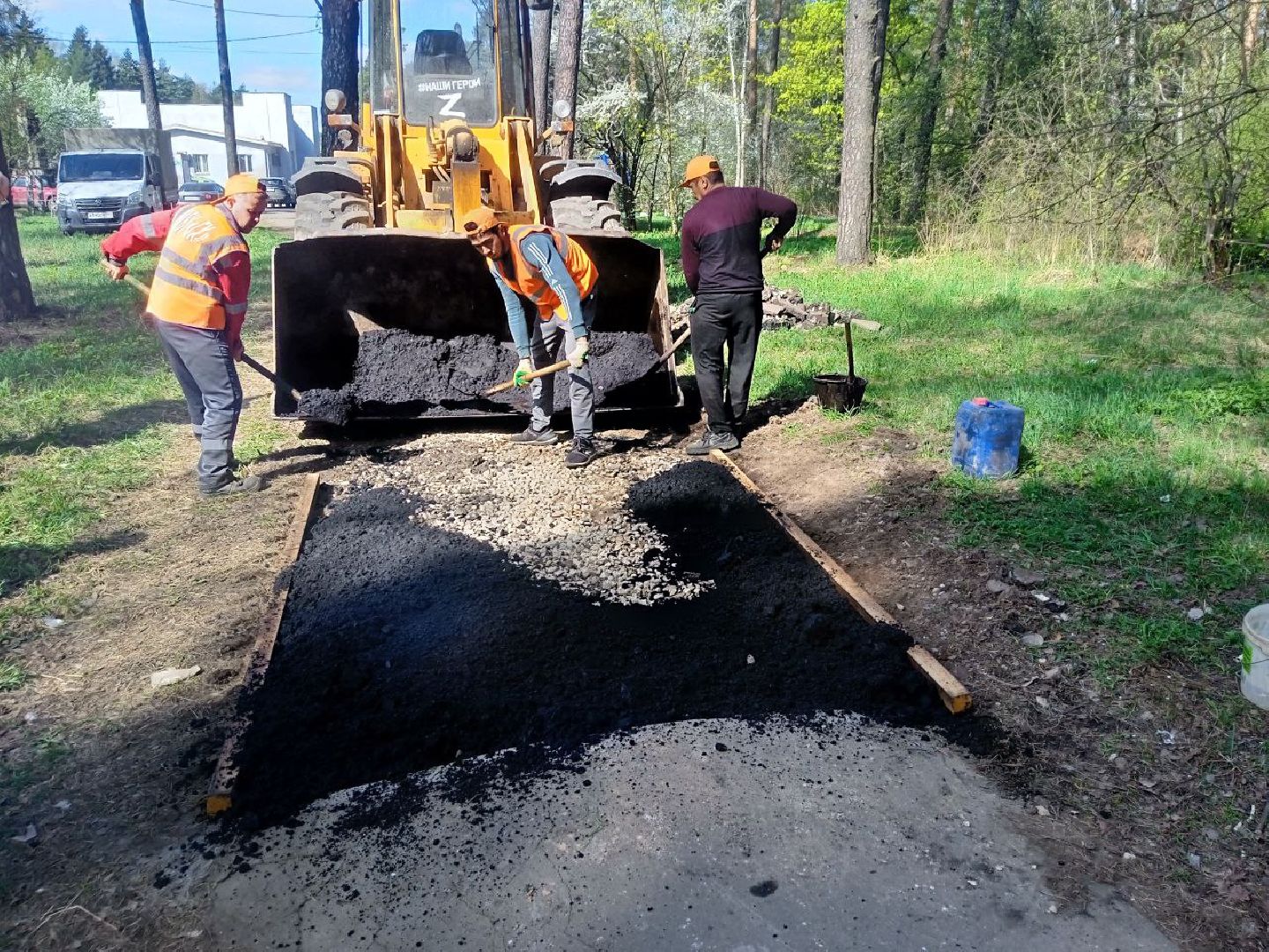 ивантеевка, ремонт тротуара, асфальтовое покрытие,железнодорожная станция, лес,удобство, жители города,коммунальные службы,