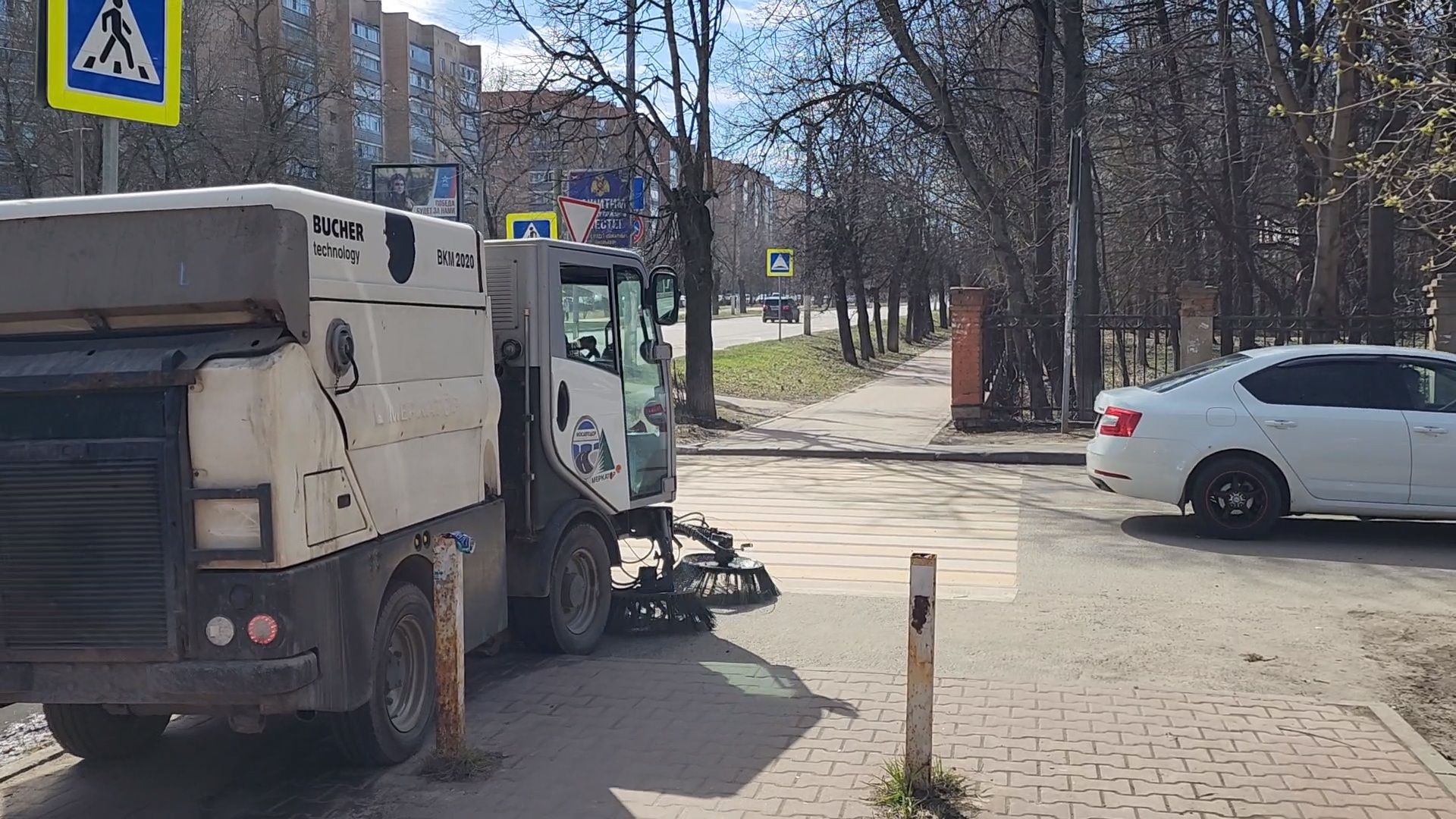 Чехов, весенне-летний сезон, уборка территорий, содержание территорий, уборочная техника,  спецтехника, мбу чеховское благоустройство, Мосавтодор, управляющие компании,  зоны ответственности, автопарк, всероссийский субботник,