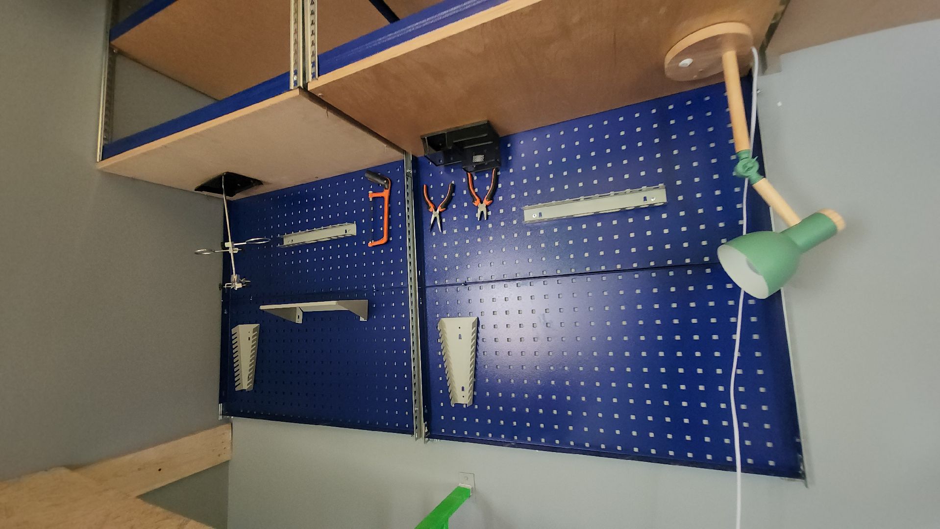 Дом вверх дном , Парк, Лобня, перевернутый дом,