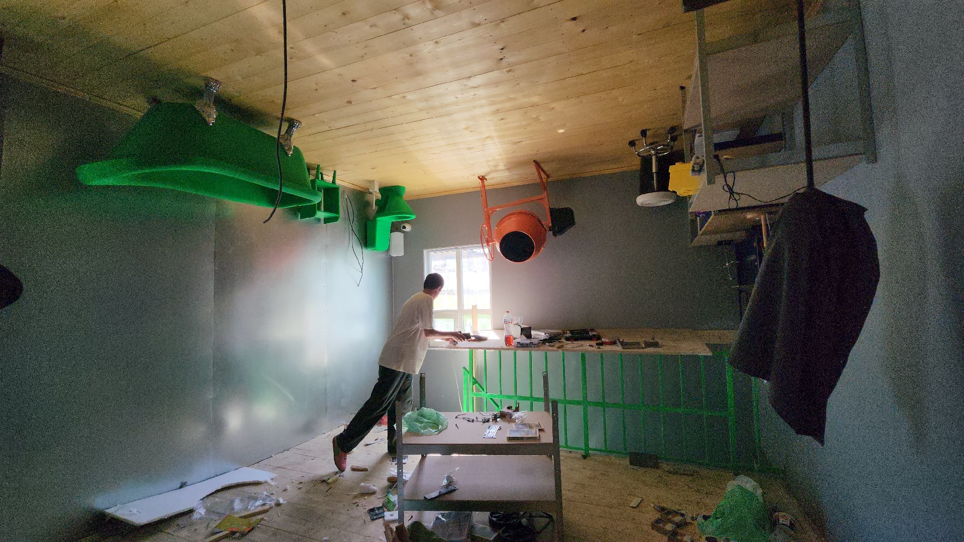 Дом вверх дном , Парк, Лобня, перевернутый дом,