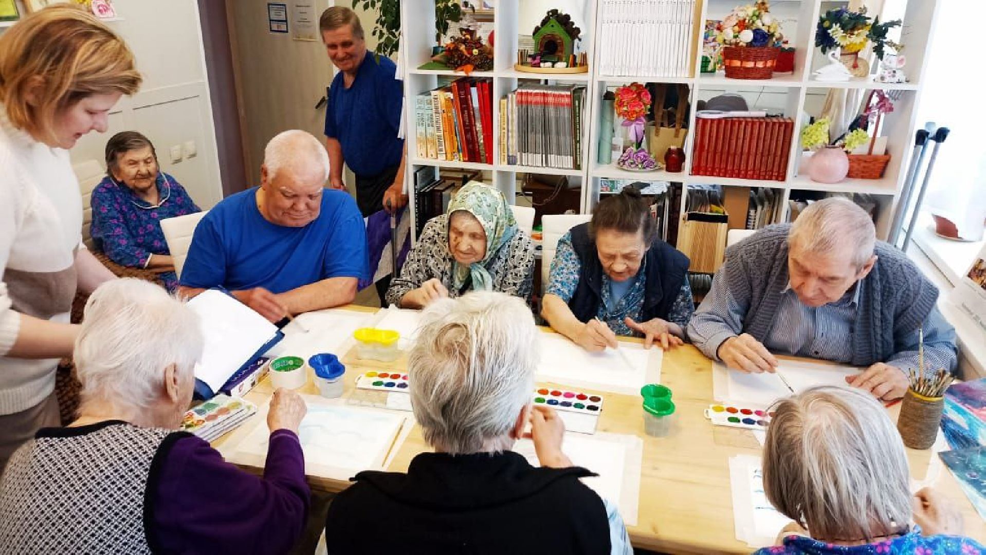 ивантеевка, интернат, пожилые люди, нежный бизнес, волонтерская помощь, подарки, музыкальный вечер,