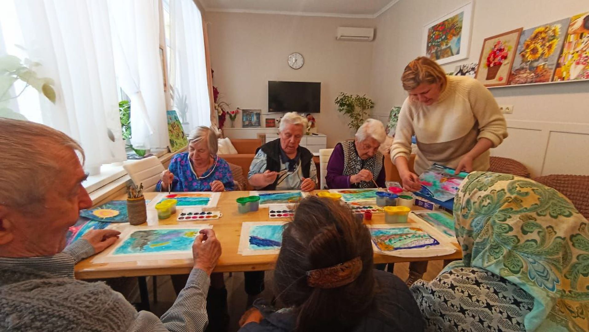 ивантеевка, интернат, пожилые люди, нежный бизнес, волонтерская помощь, подарки, музыкальный вечер,