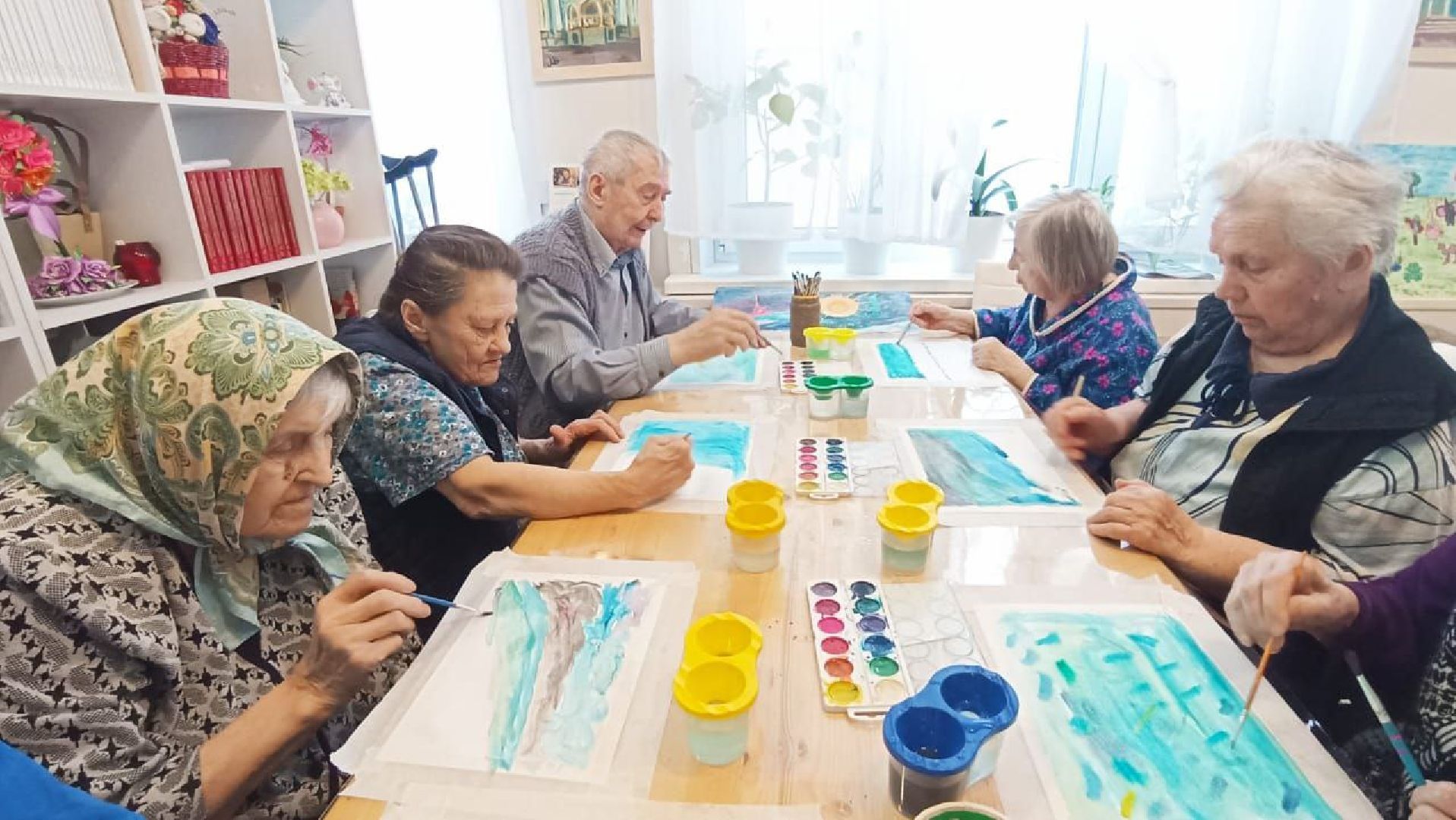 ивантеевка, интернат, пожилые люди, нежный бизнес, волонтерская помощь, подарки, музыкальный вечер,