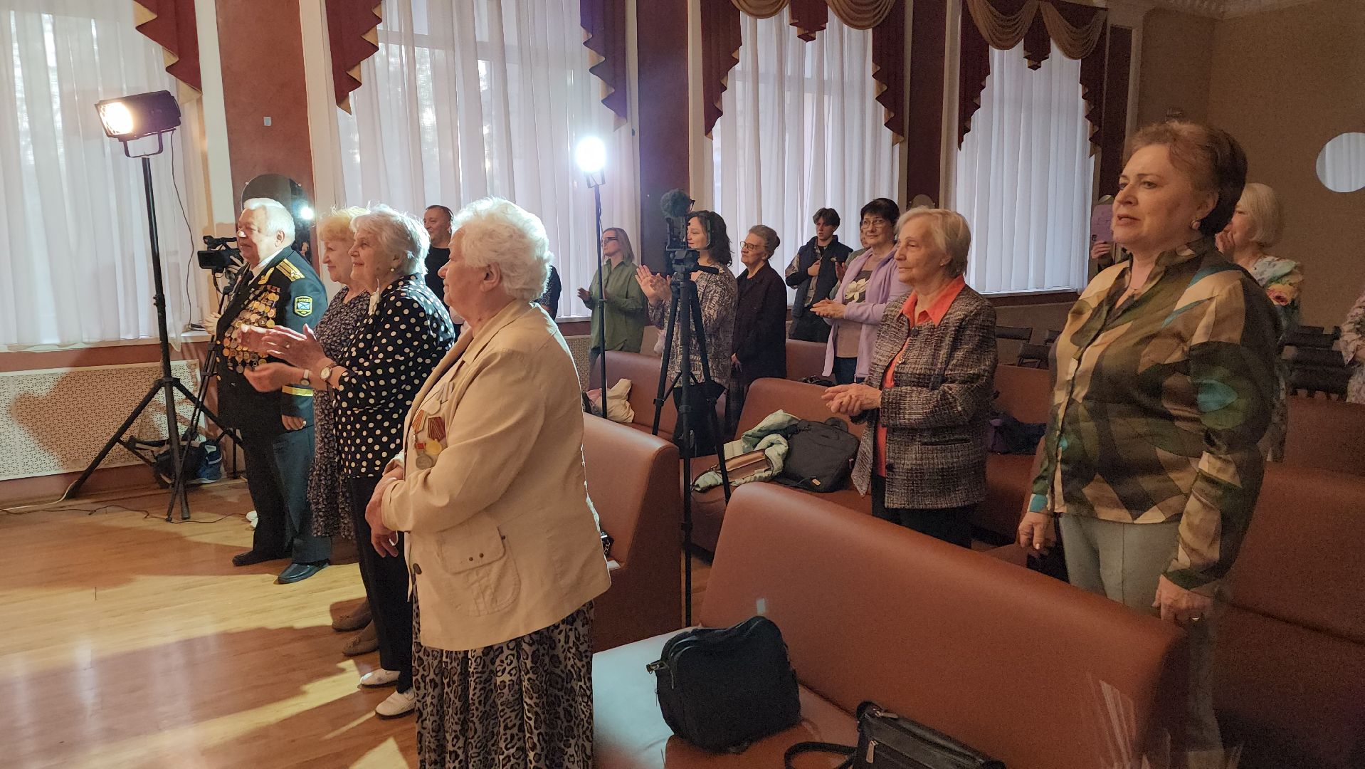 пушкино, романсы, песни военных лет,концерт,студенты колледжа,ветераны вов,малолетний узник, блокадники,песни победы,патриотизм,