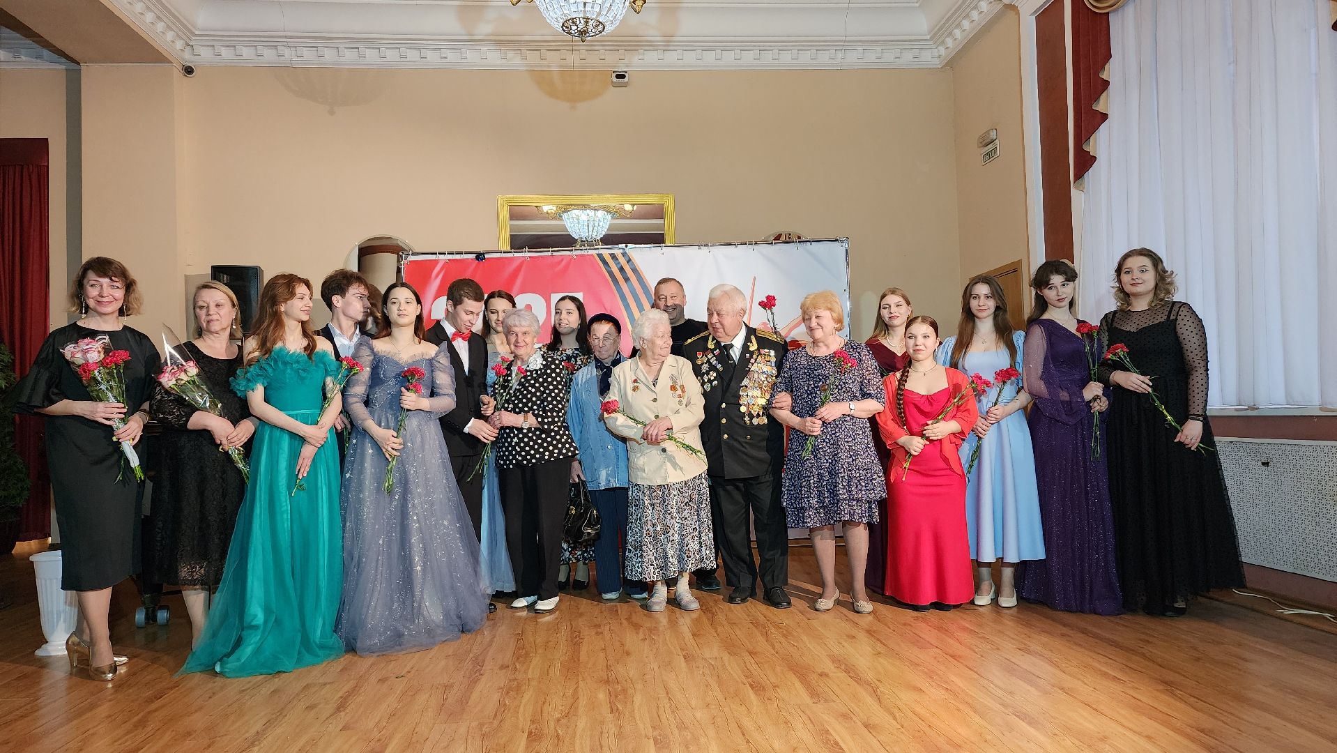 пушкино, романсы, песни военных лет,концерт,студенты колледжа,ветераны вов,малолетний узник, блокадники,песни победы,патриотизм,