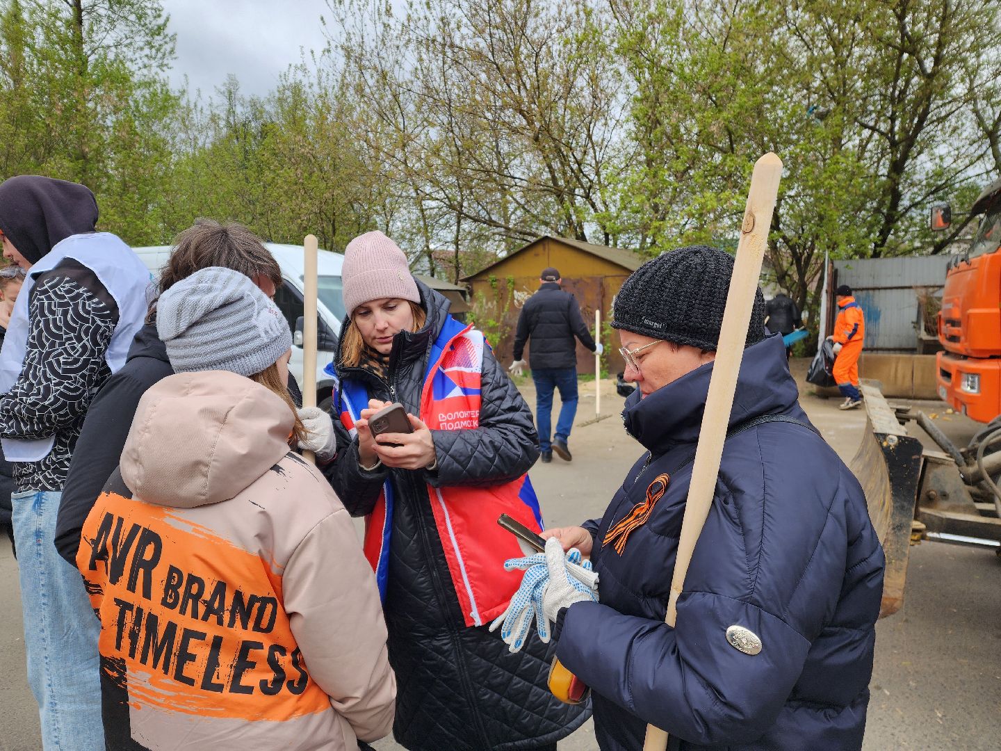 красноармейск, городской округ пушкинский, субботник, уборка города,