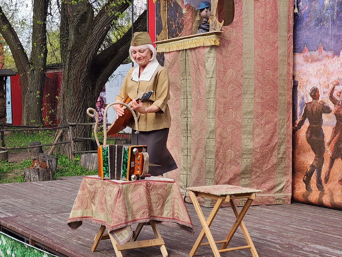 сергиев посад, краеведческий музей, кукольный спекаткль,петрушка, московский театр кукол,