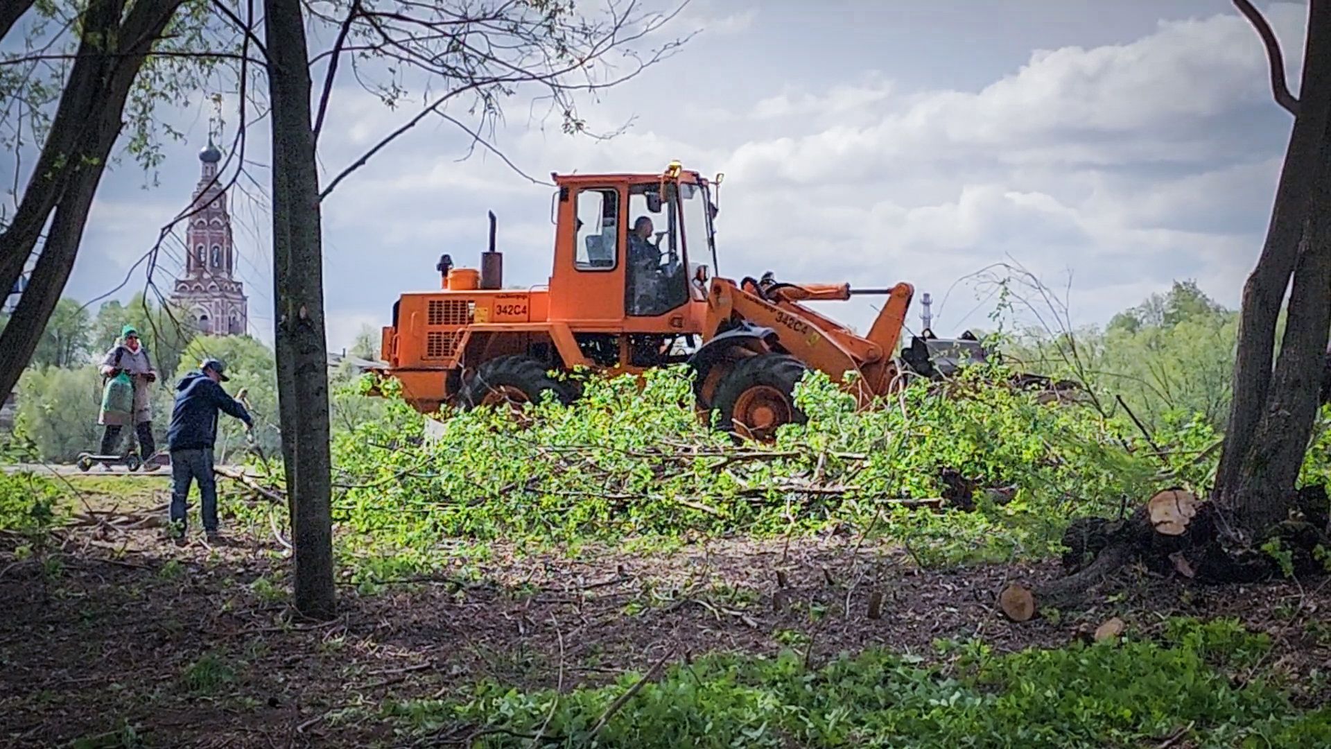 бронницы, субботник, всероссийский субботник в бронницах,