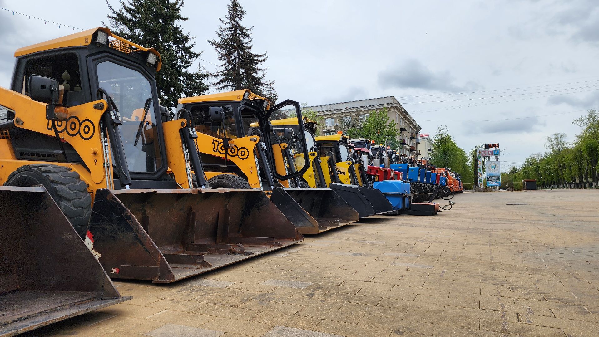 ступино, субботник, благоустройство, парад коммунальной  техники,