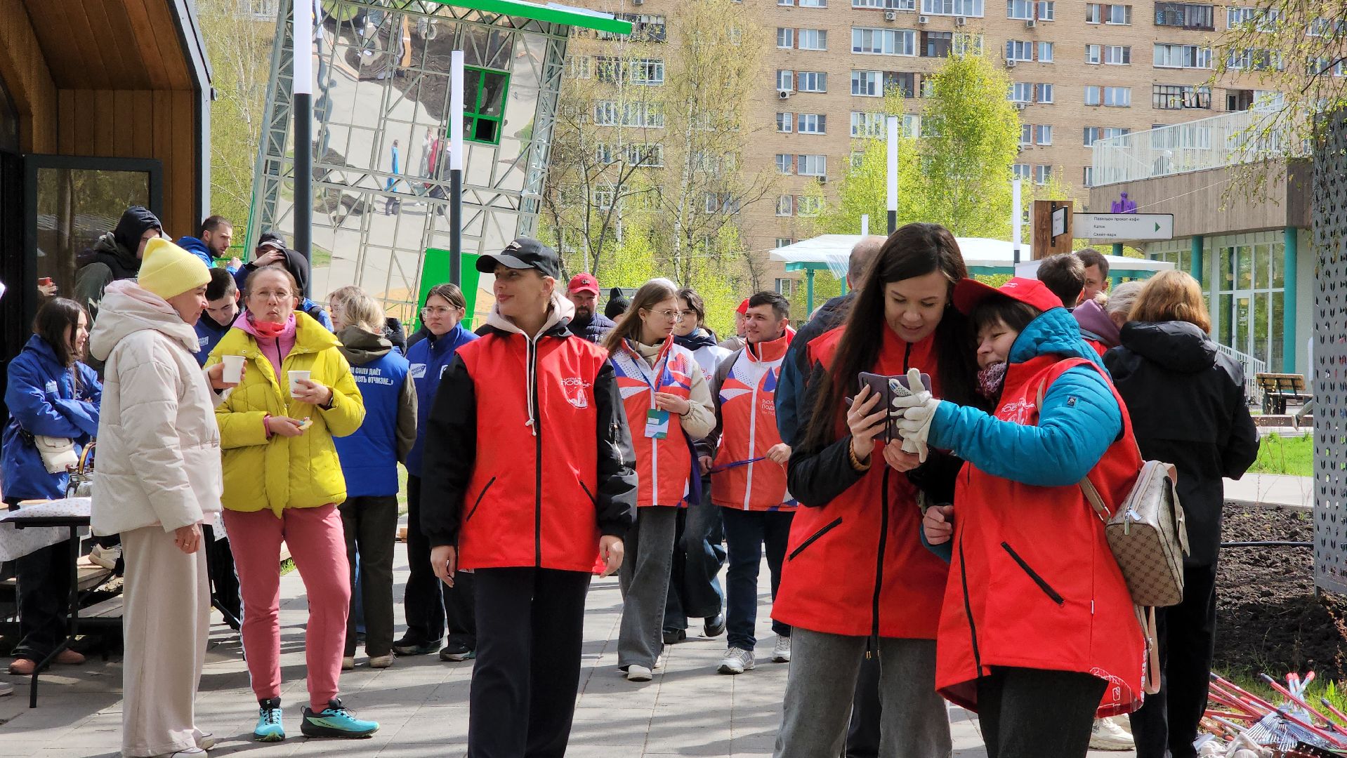 Субботник , Лобня, Центральный парк ,