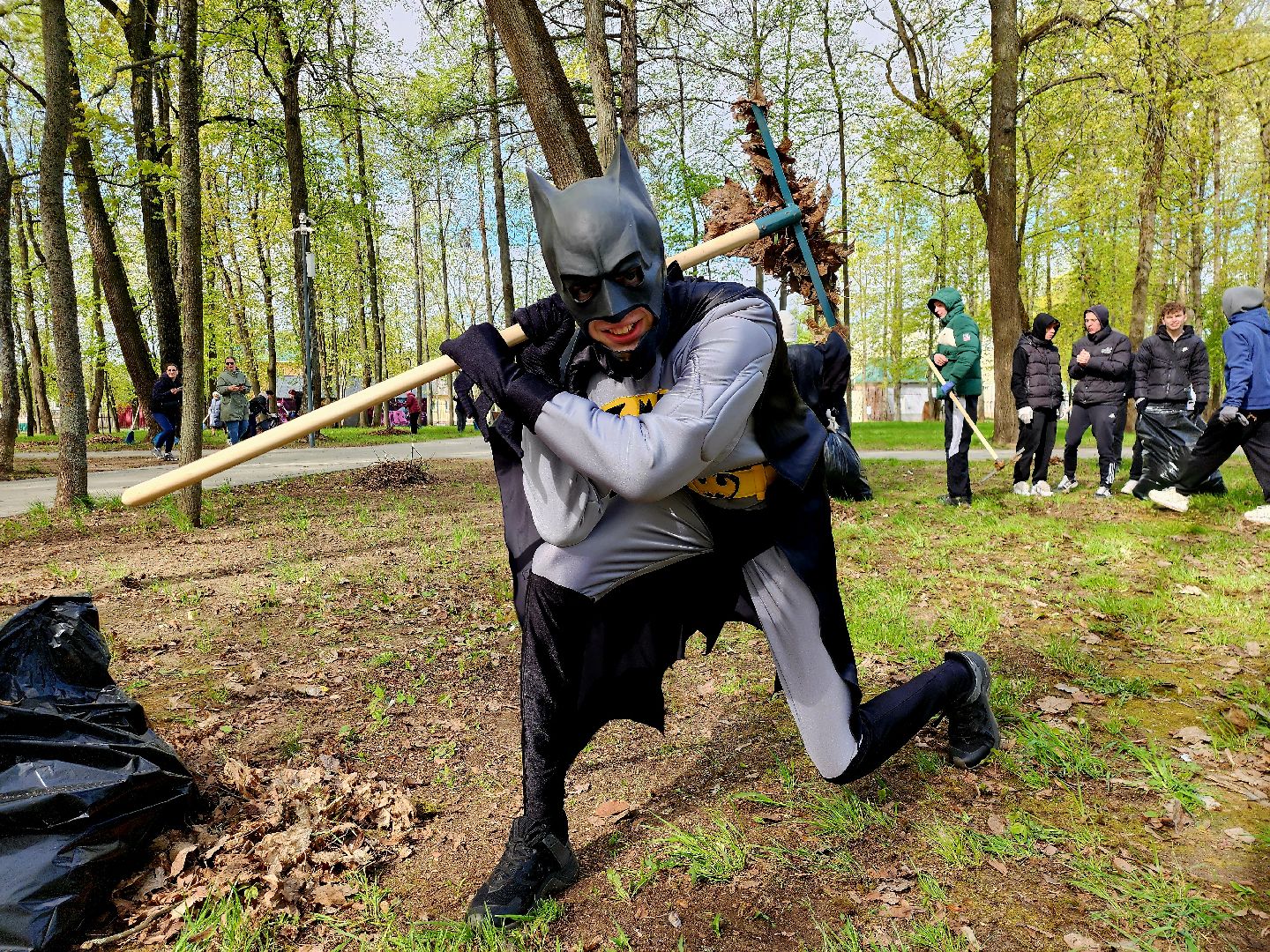 серпухов, подмосковье, областной субботник, бэтмен,