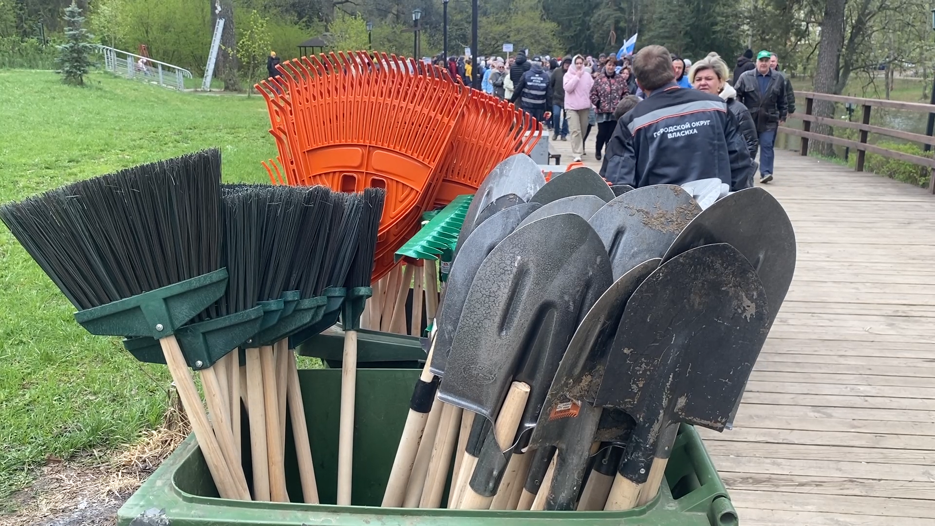 субботник, власиха субботник, весенний суббботник, всероссийский субботник,