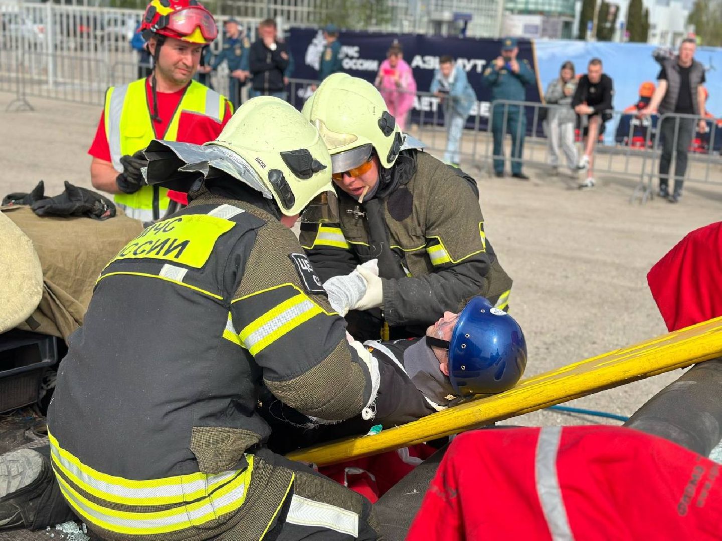 раменское, образование, раменский колледж ,  студенты раменского колледжа победили в межрегиональных соревнованиях по спасению пострадавших в дтп,