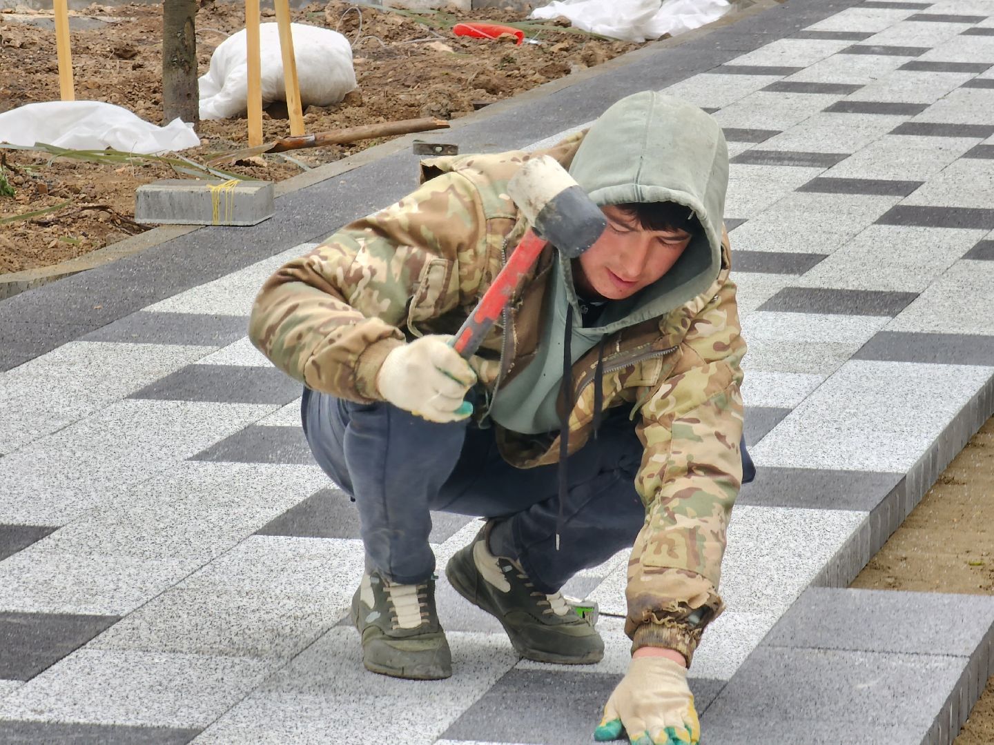 королёв, благоустройство, сквер у проходной ркк энергия в королеве,