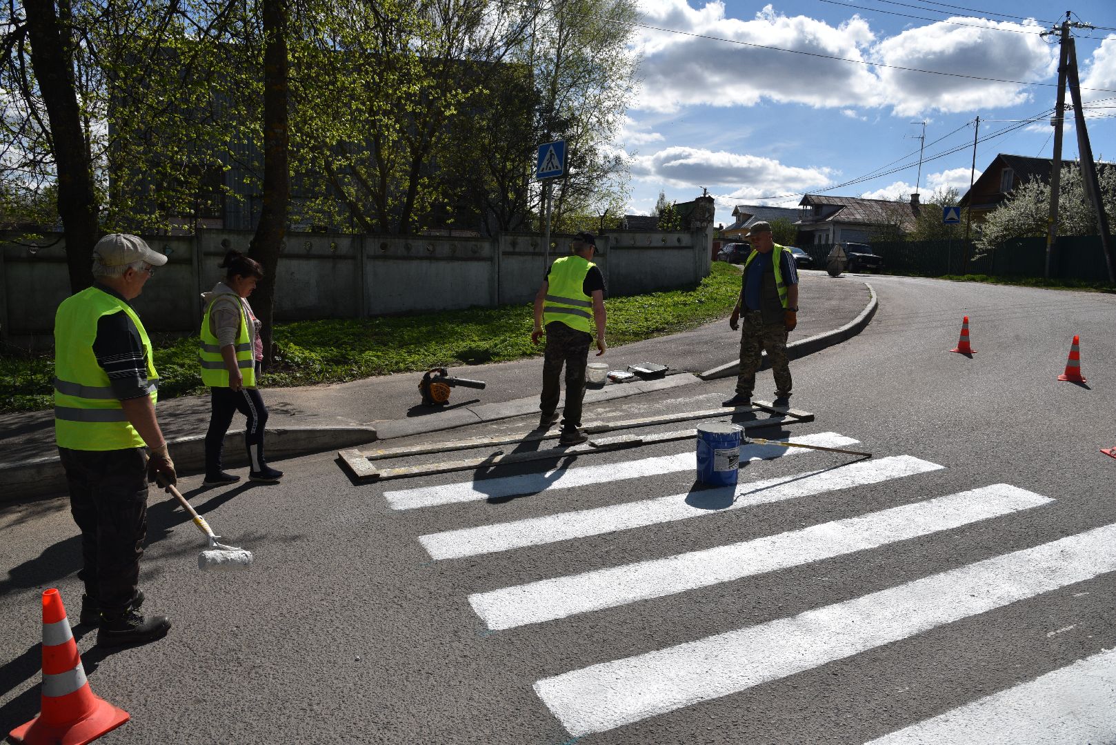 лотошино, благоустройство, покраска пешеходных переходов,