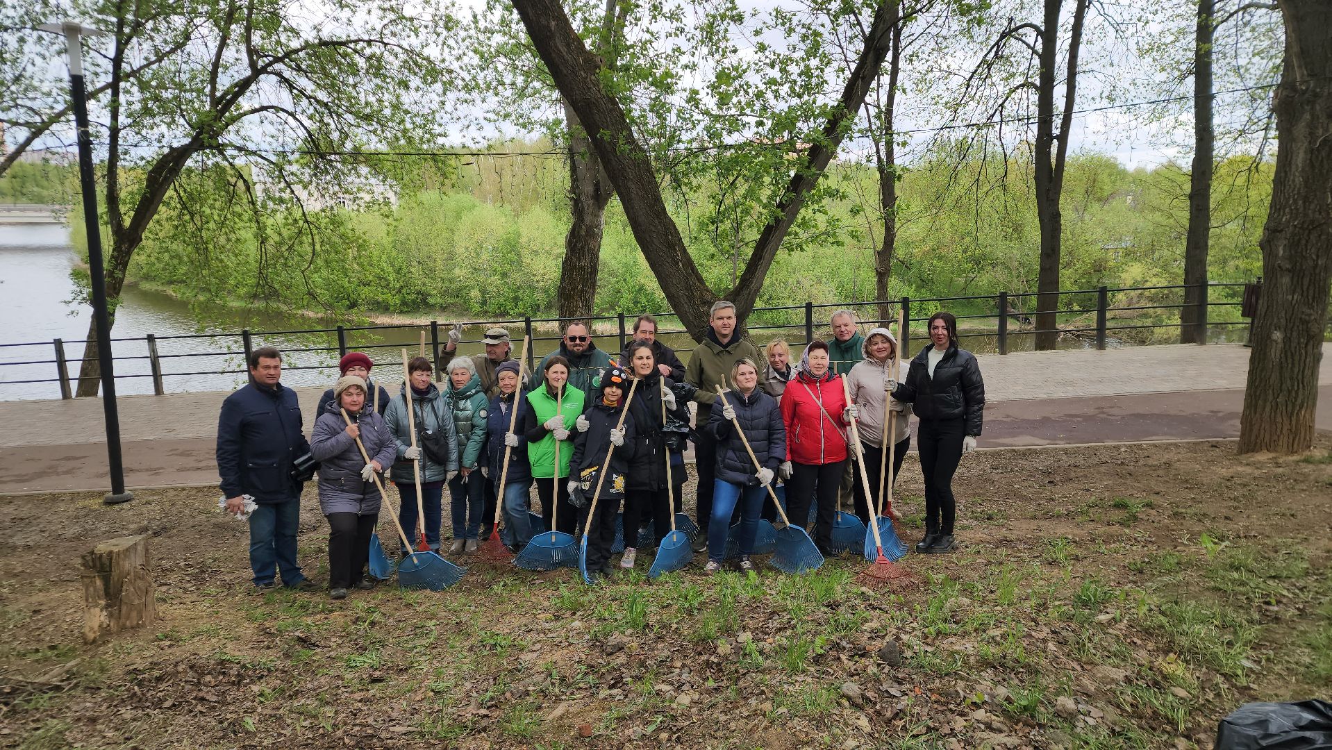 Подольск , субботник, парк талалихина,