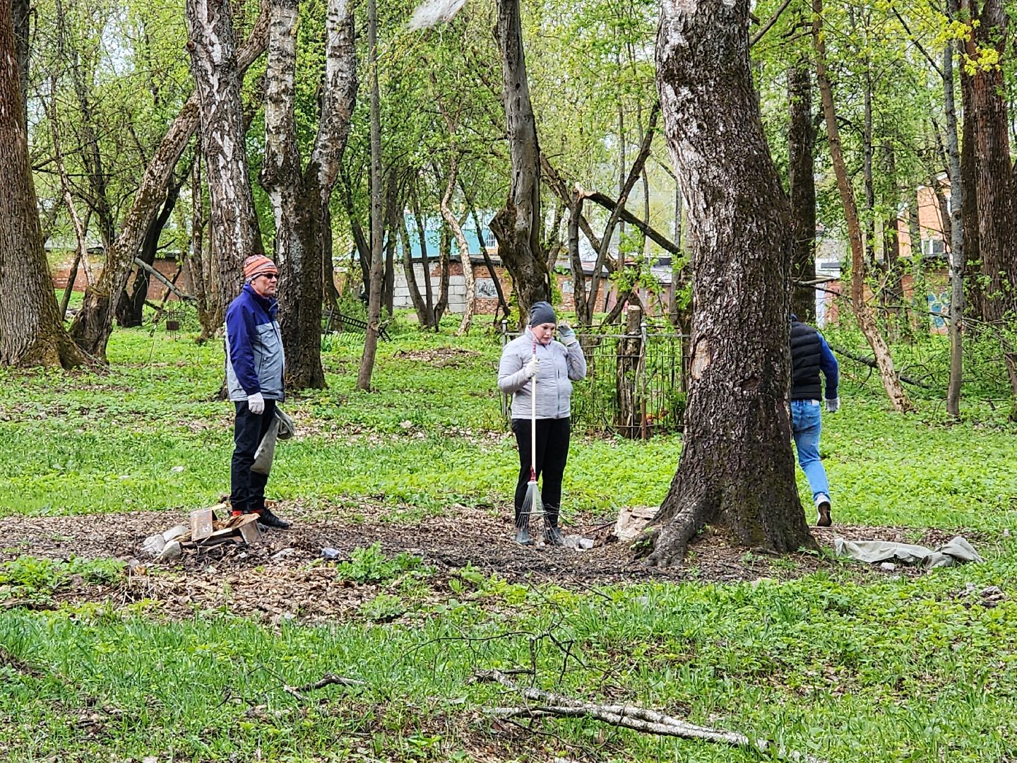 сергиев посад,  субботник, Кладбище,