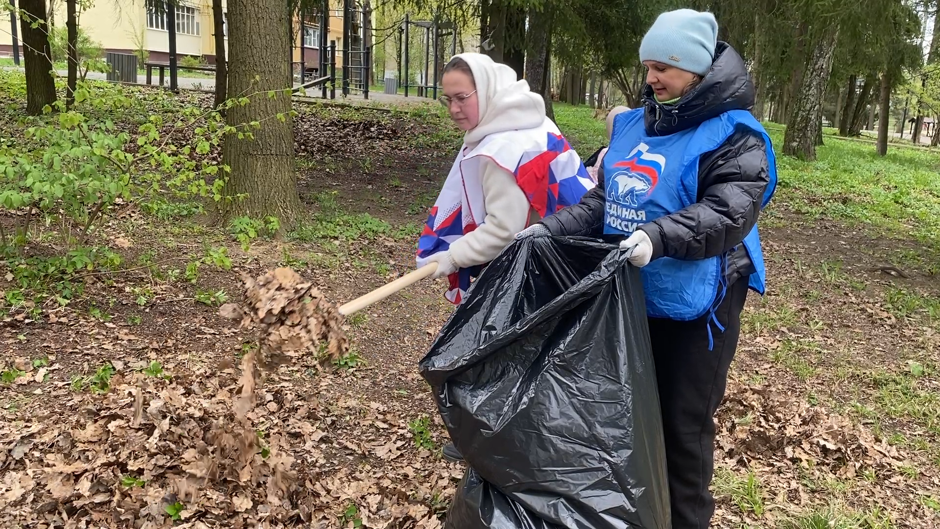 школа попова, субботник власиха,  всероссийский субботник, уборка города,власиха школа попова,