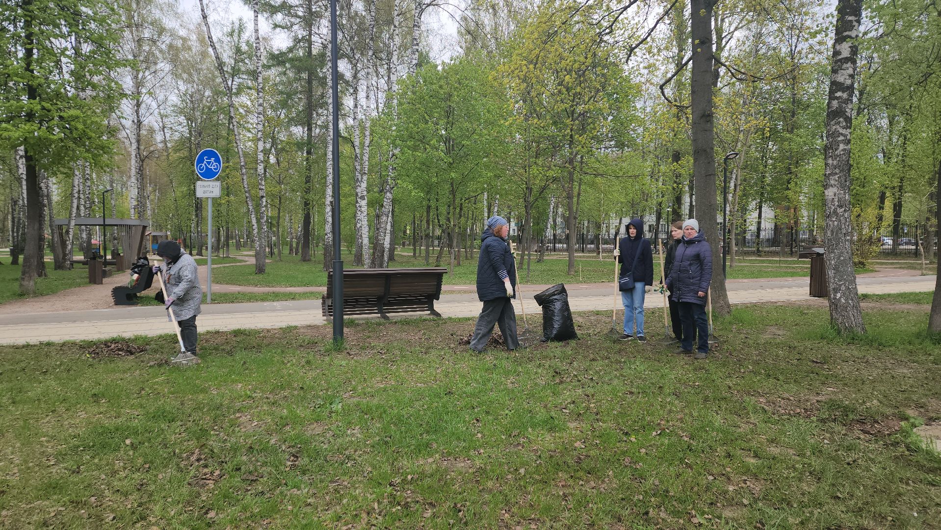 пушкино, субботник, уборка мусора,парки го пушкинский, волонтерская группа,