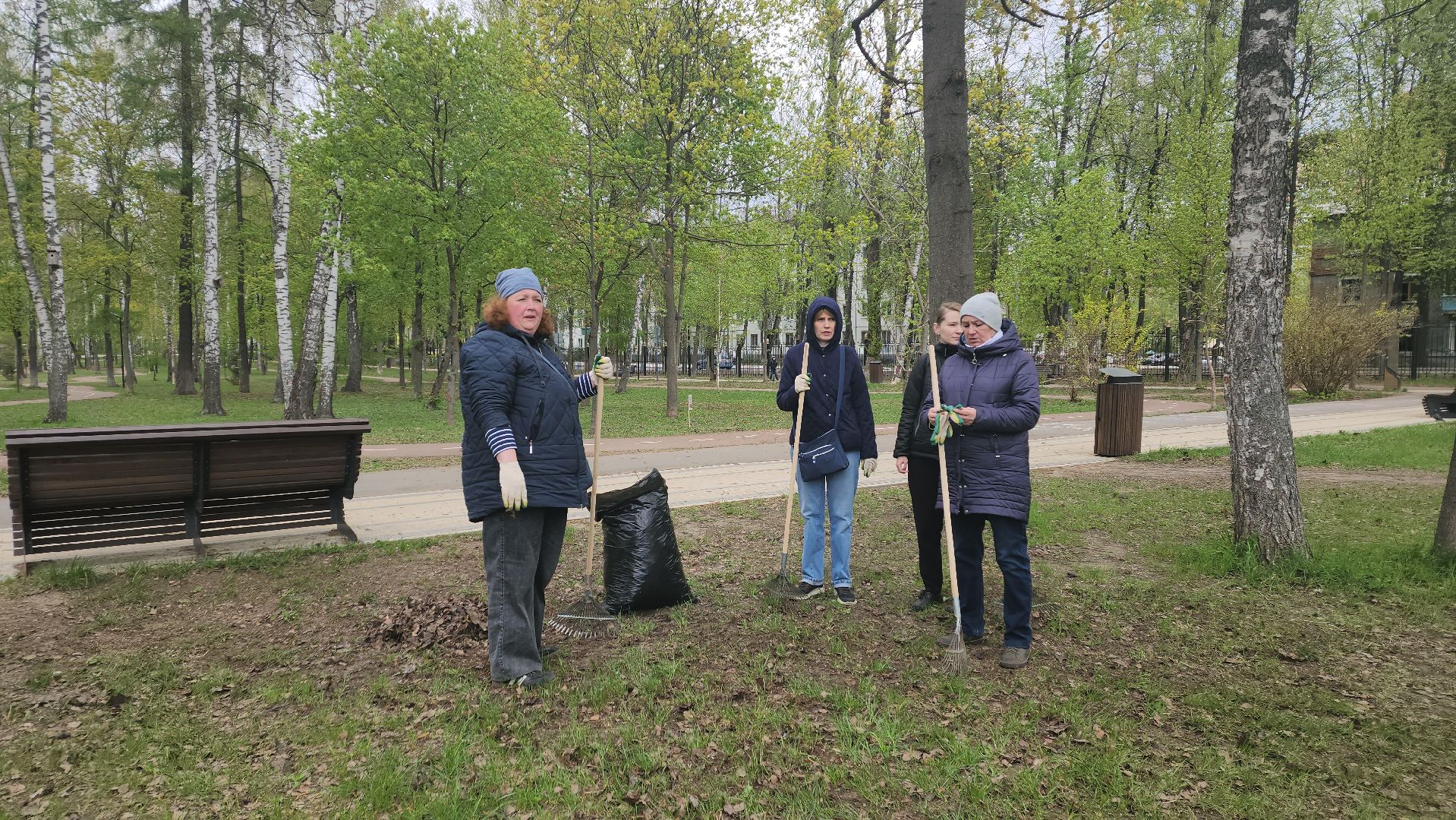 пушкино, субботник, уборка мусора,парки го пушкинский, волонтерская группа,