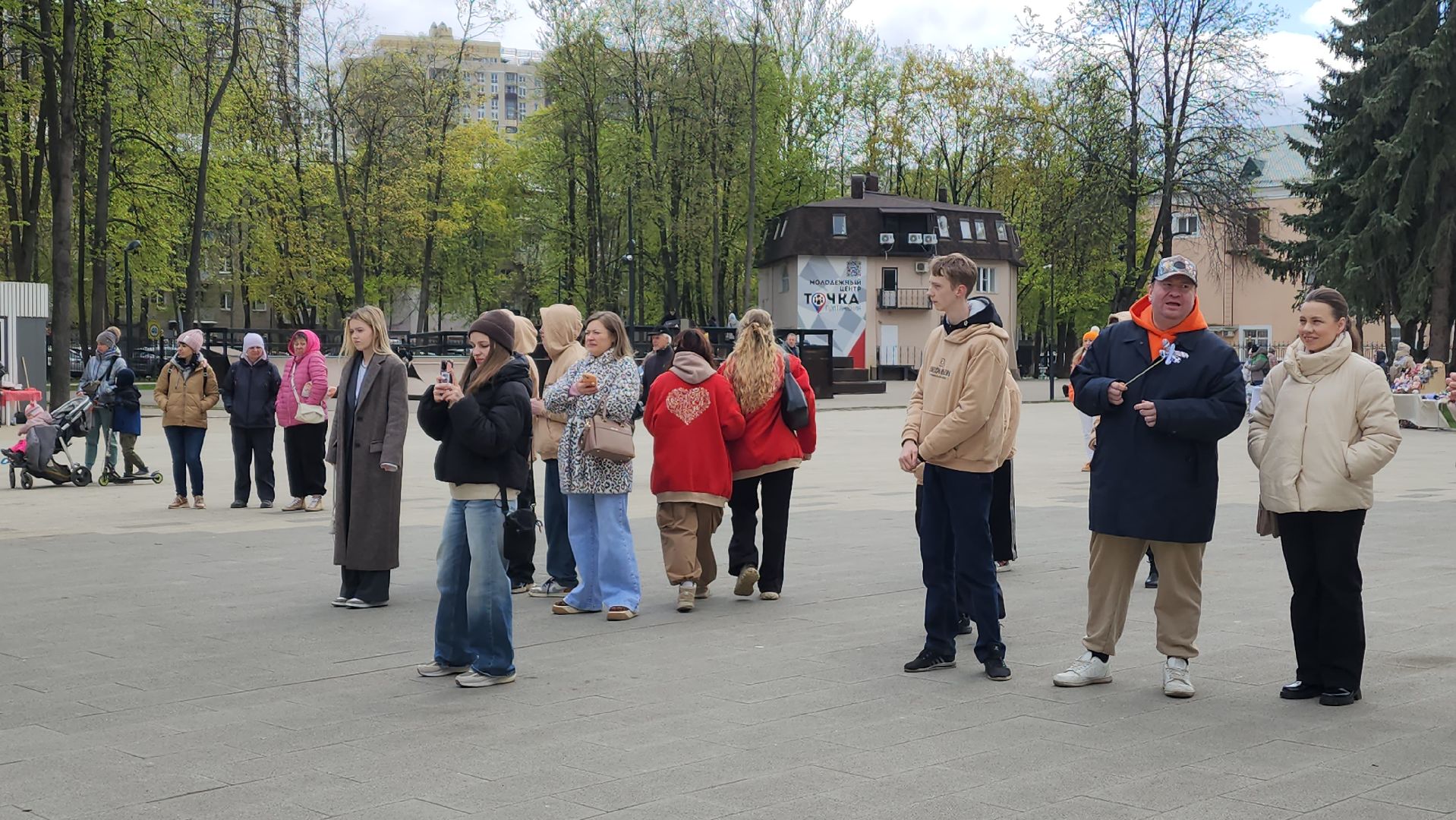 парки го пушкинский, субботник, вертикалки, концерт, творческие коллективы, сольные номера,