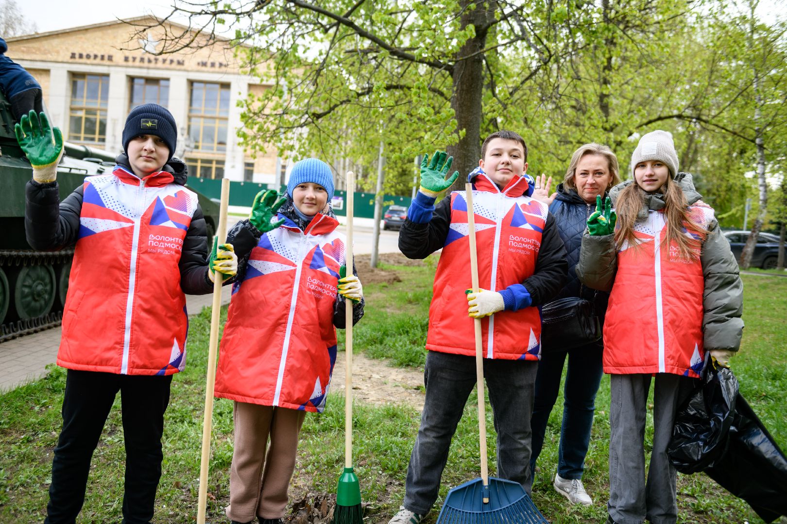 общество, волонтеры подмосковья, лыткарино, всероссийский субботник,