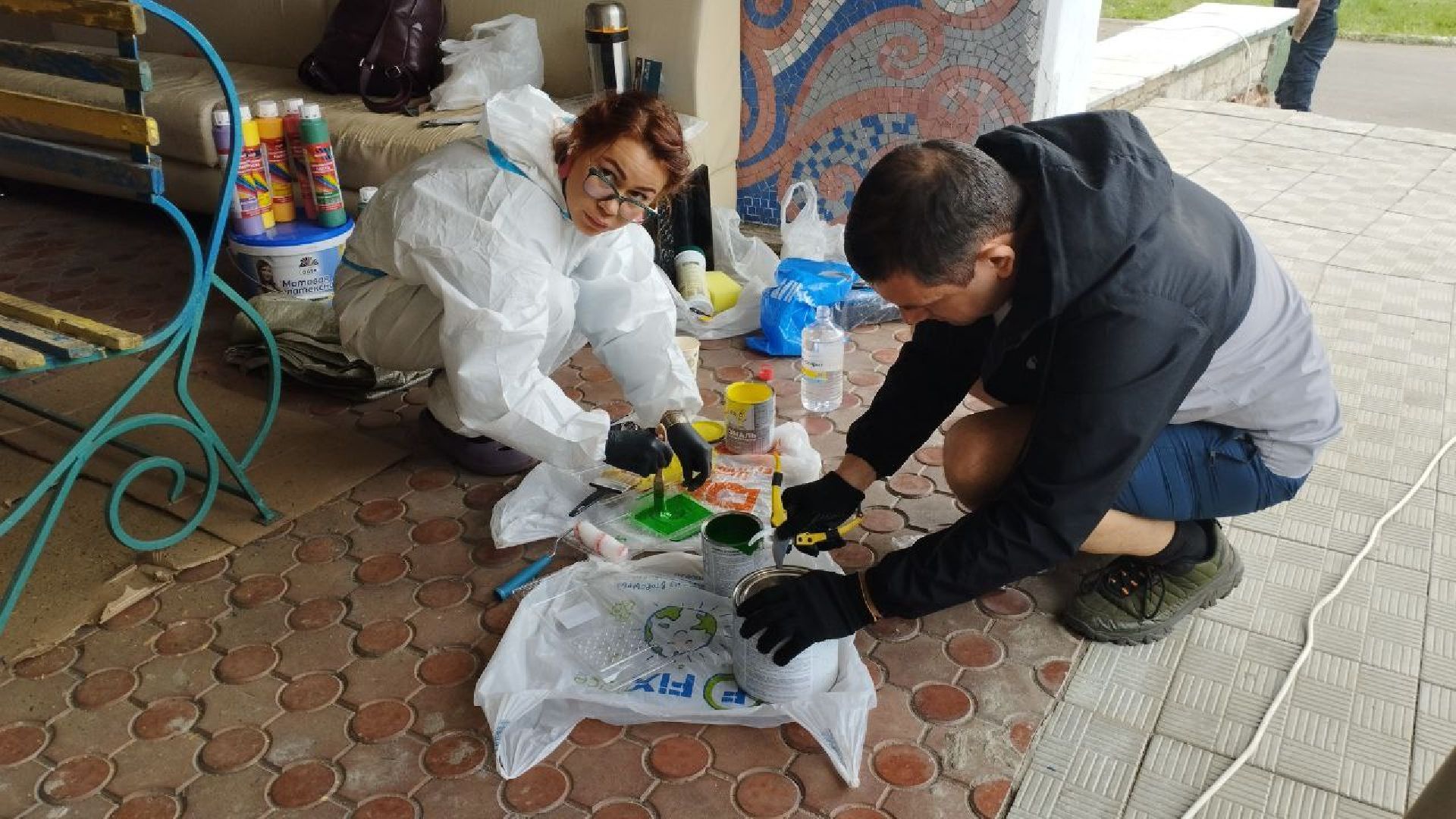 пушкинский округ, ивантеевка, субботник, центр социального обслуживания,  волонтерская помощь, уборка территории,