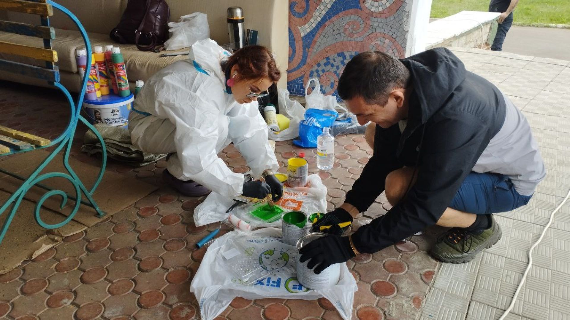 пушкинский округ, ивантеевка, субботник, центр социального обслуживания,  волонтерская помощь, уборка территории,