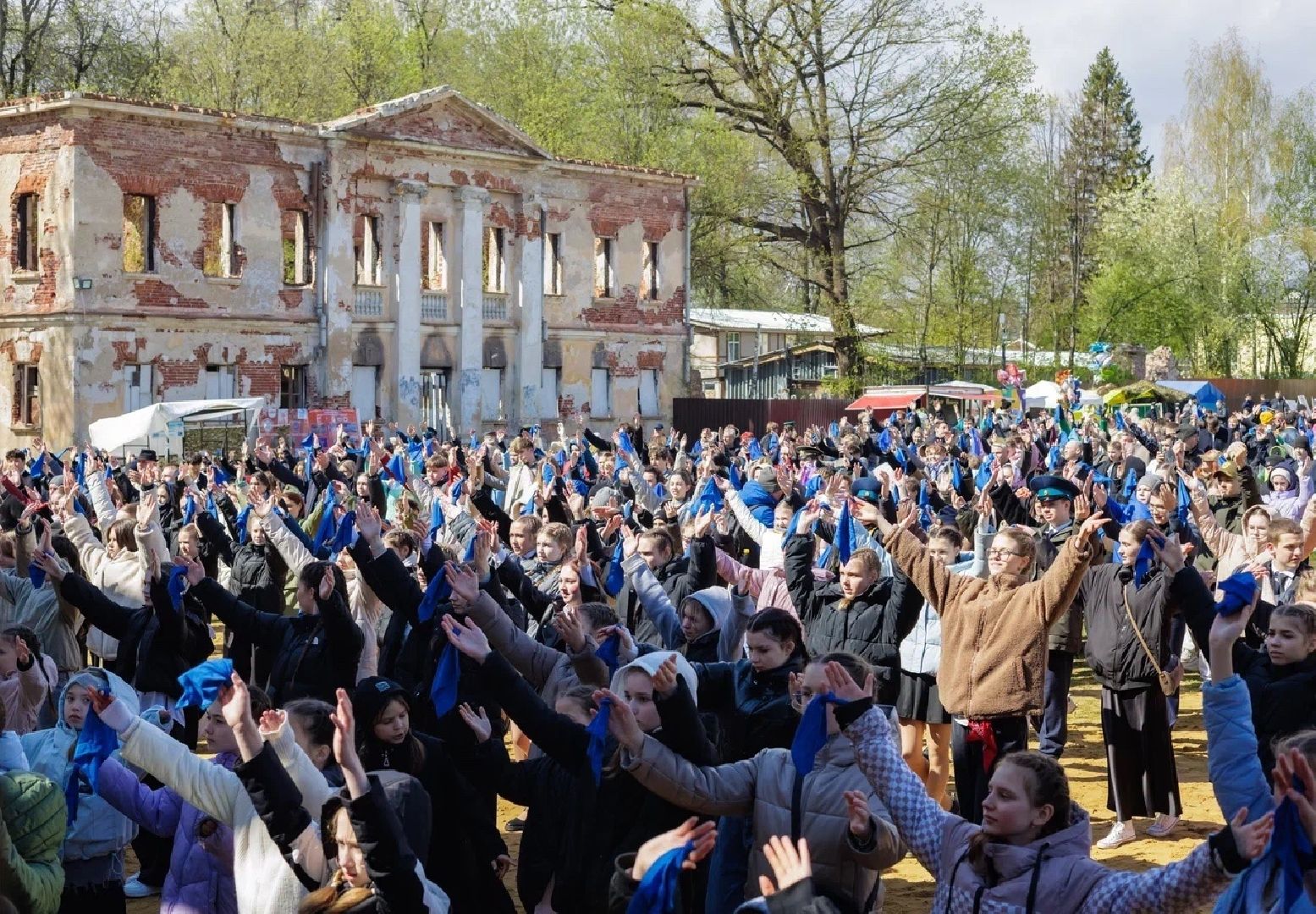 флешмоб, синий платочек, вальс, движение первых,