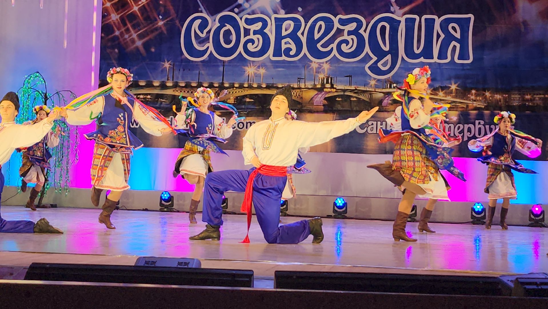 серпухов, танцевальный ансамбль, вдохновение, конкурс-фестиваль невские созвездия, общественное фестивальное движение дети россии, ансамбля народного танца Вдохновение»,