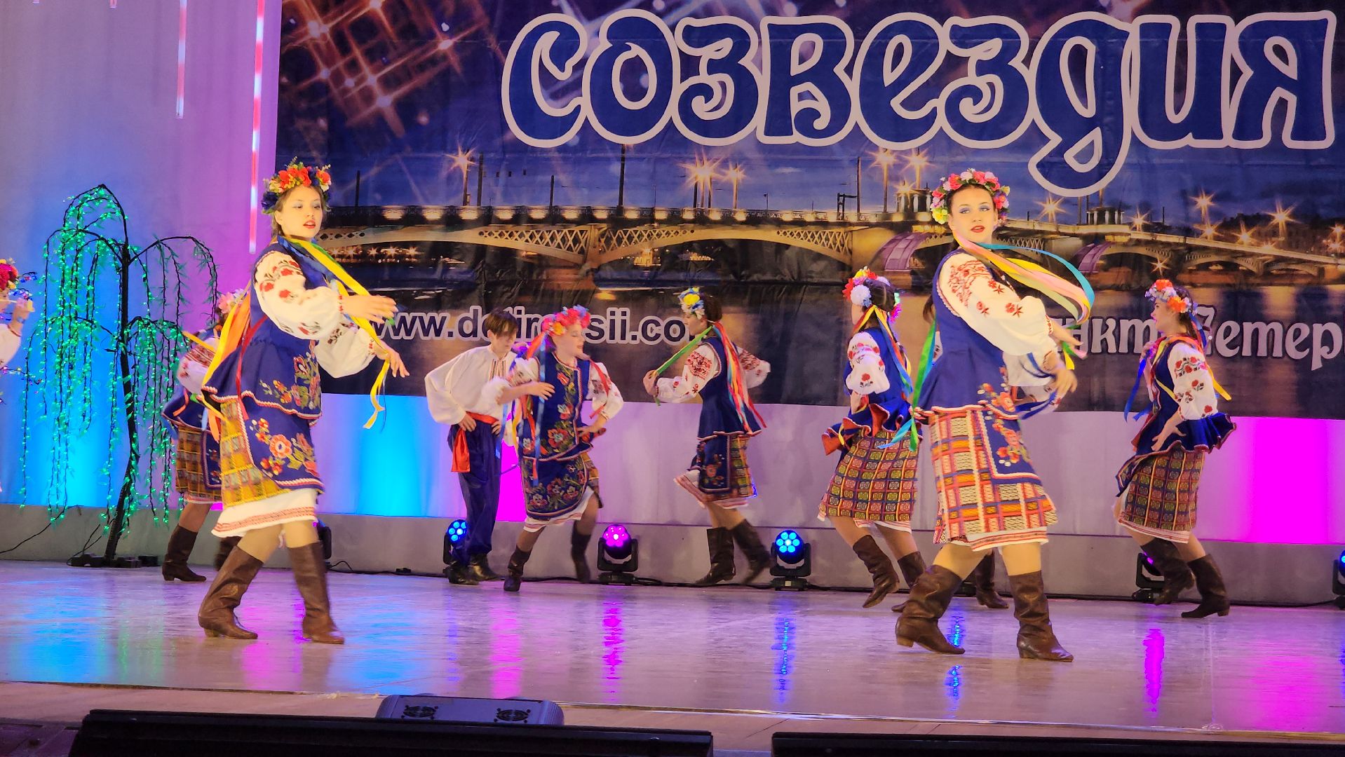 серпухов, танцевальный ансамбль, вдохновение, конкурс-фестиваль невские созвездия, общественное фестивальное движение дети россии, ансамбля народного танца Вдохновение»,