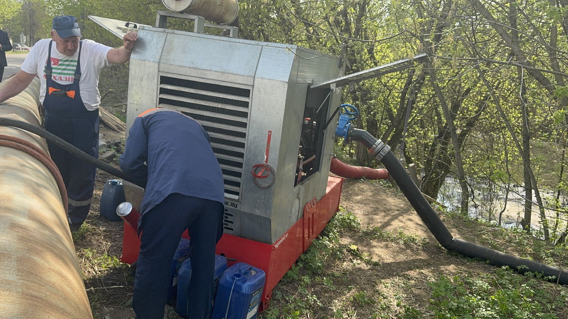 солнечногорск, коллектор, ремонтные работы, жители, ремонт коллектора,