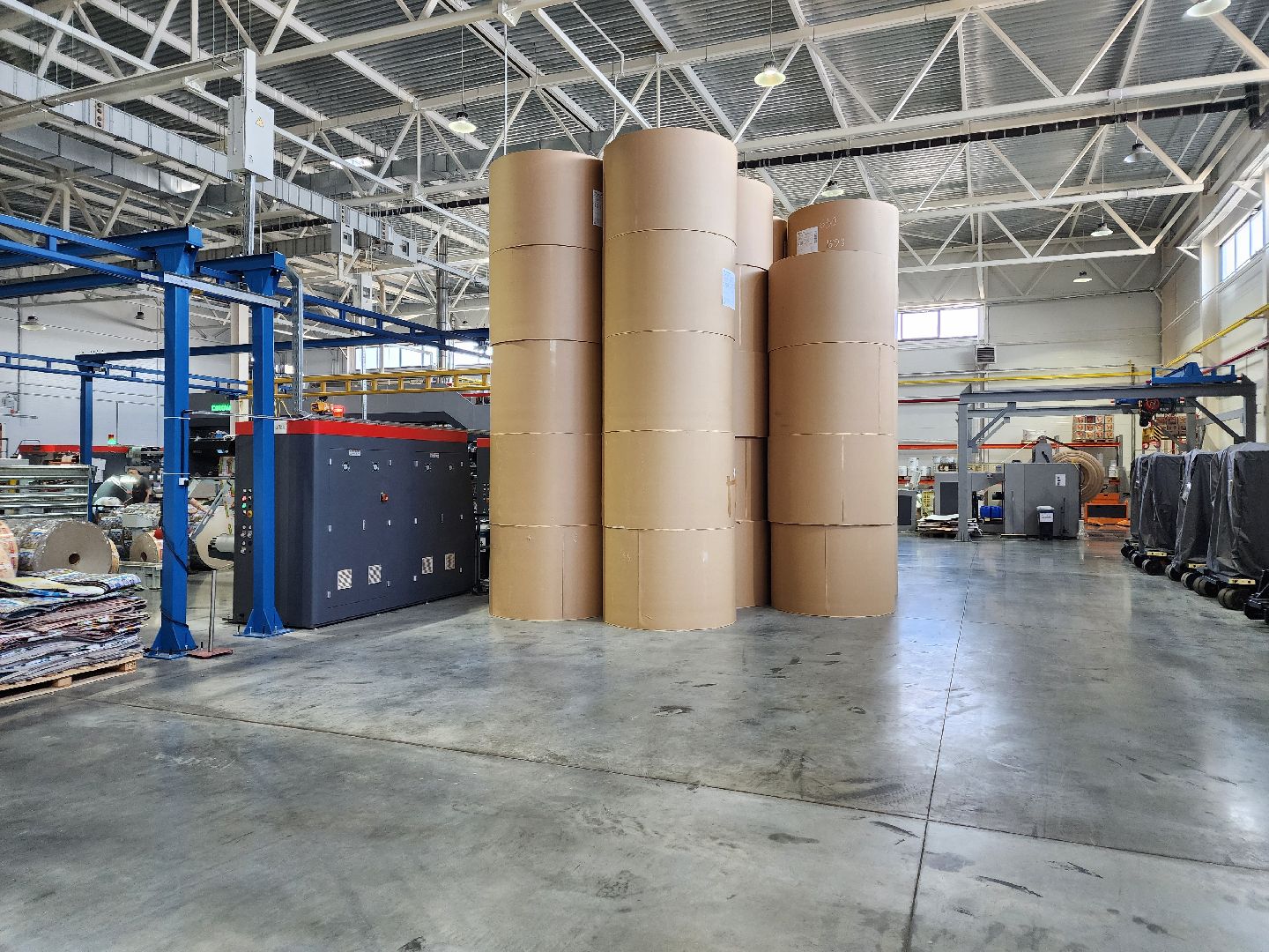 Чехов, завод МолоПак, производство картонной упаковки, аналоги тетра пак и пюр-пак, импортозамещение, асептическая упаковка, пищевая промышленность, российское сырье, отечественные материалы и технологии, локализация производства, новые комплексы,  фонд развития промышленности, губернатор московской области,