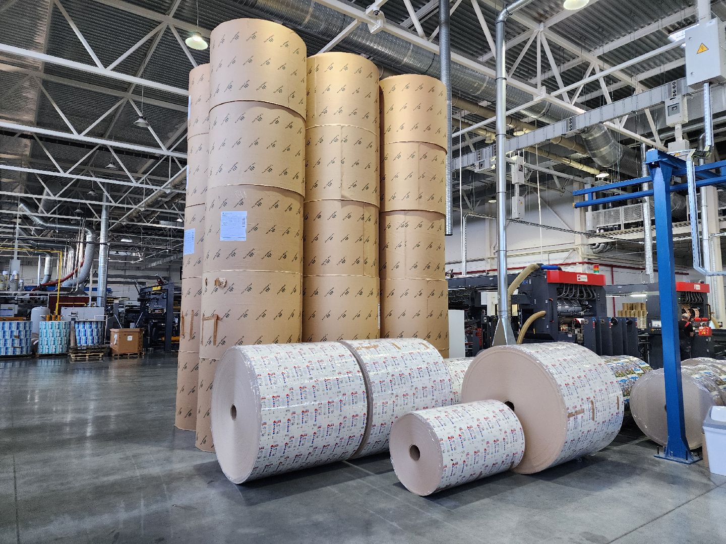 Чехов, завод МолоПак, производство картонной упаковки, аналоги тетра пак и пюр-пак, импортозамещение, асептическая упаковка, пищевая промышленность, российское сырье, отечественные материалы и технологии, локализация производства, новые комплексы,  фонд развития промышленности, губернатор московской области,