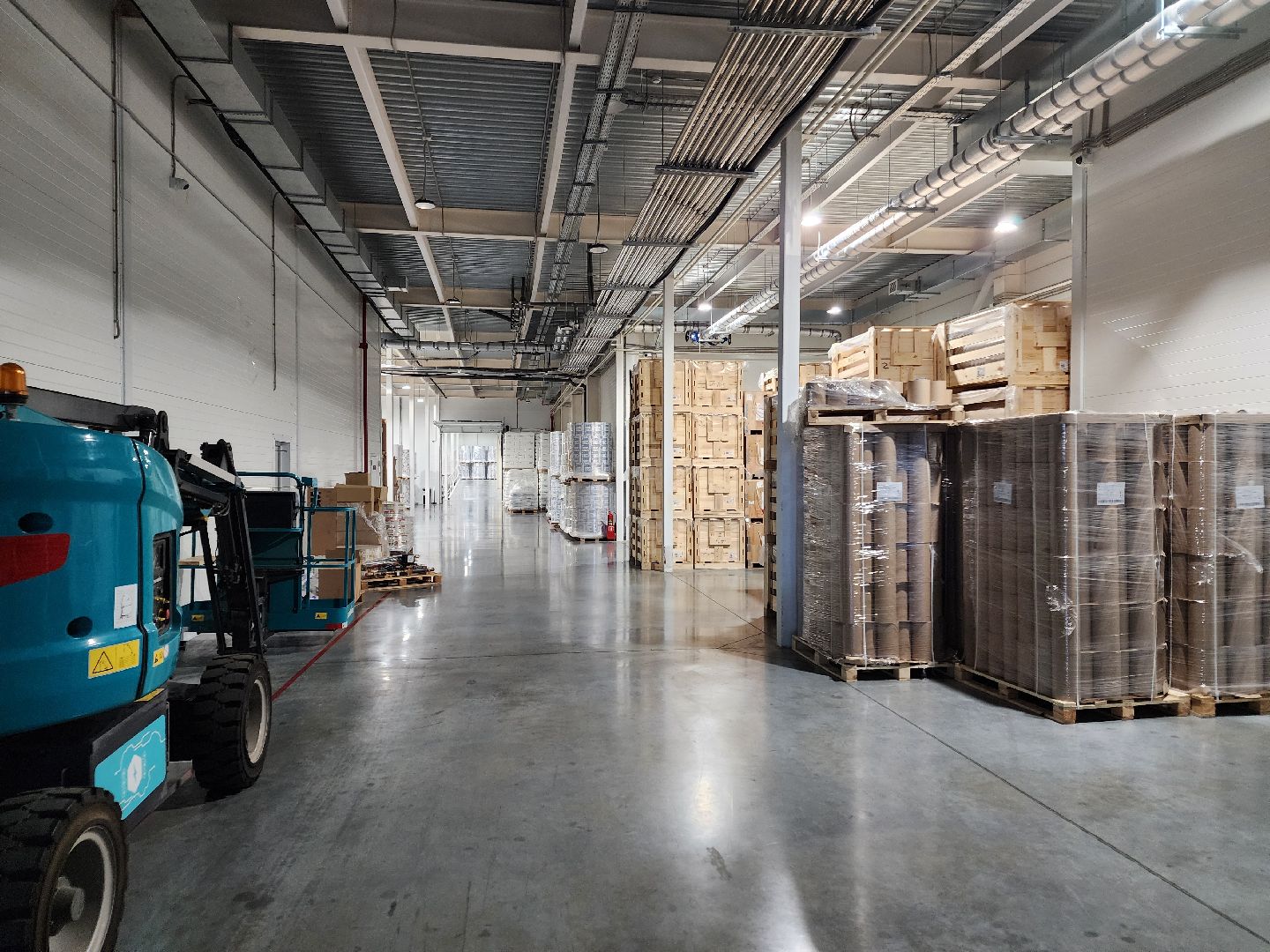 Чехов, завод МолоПак, производство картонной упаковки, аналоги тетра пак и пюр-пак, импортозамещение, асептическая упаковка, пищевая промышленность, российское сырье, отечественные материалы и технологии, локализация производства, новые комплексы,  фонд развития промышленности, губернатор московской области,