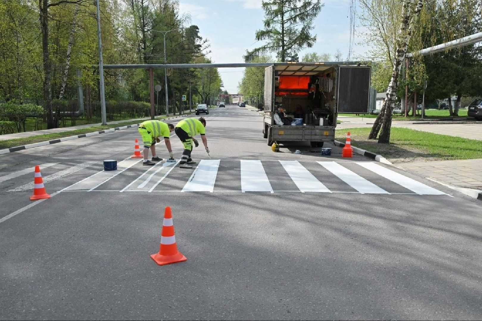разметка дороги, термопластик разметка, пешеходный переход, власиха нанесение разметки,