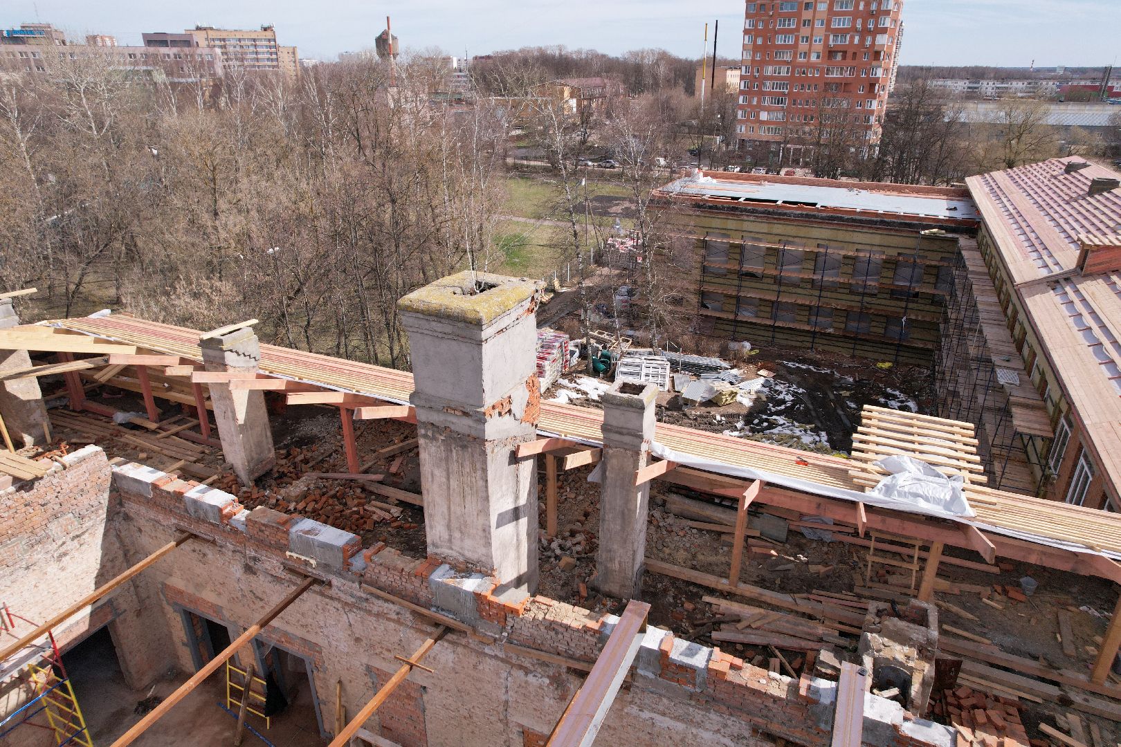 видео с коптера, ремонт школы 6 серпухов, школы в серпухове,