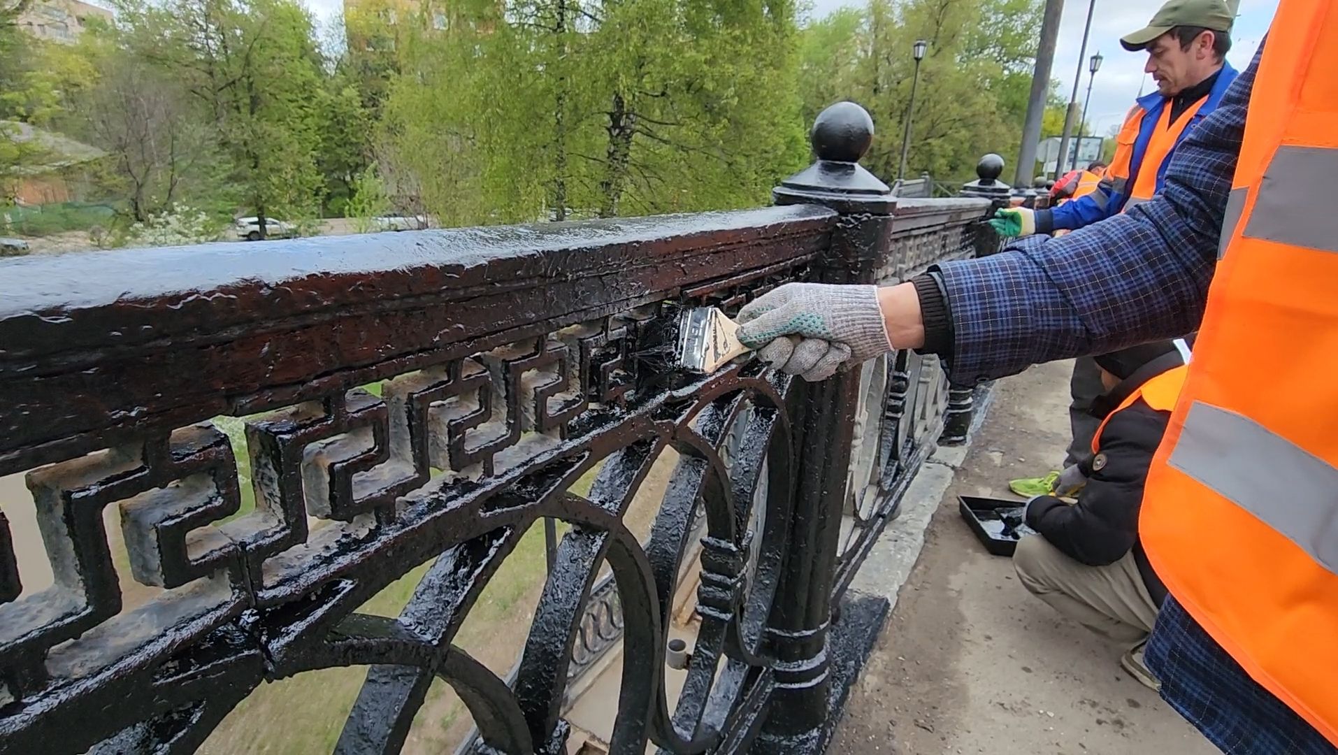 благоустройство, мост, покраска,