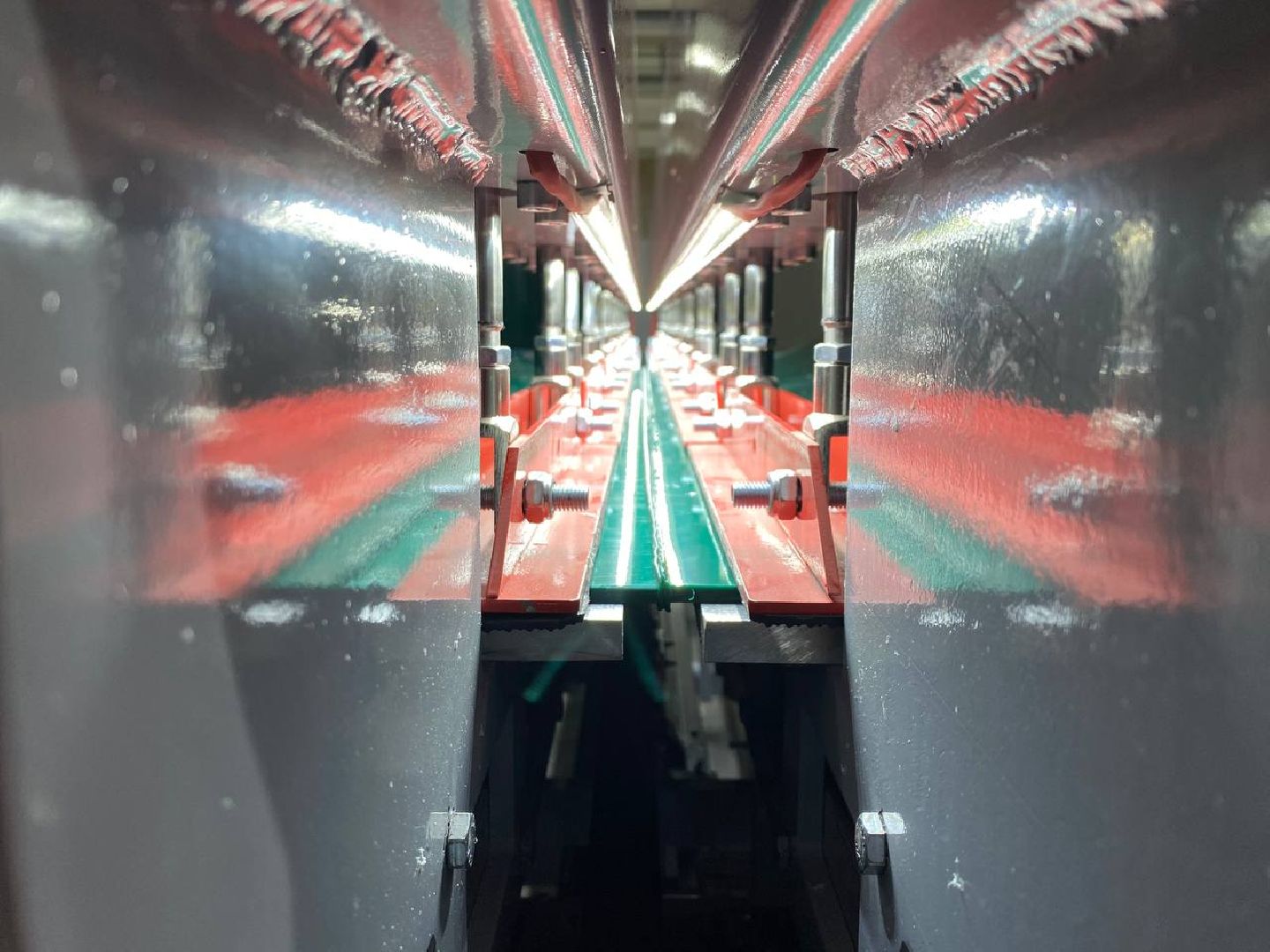 малахит, завод малахит,