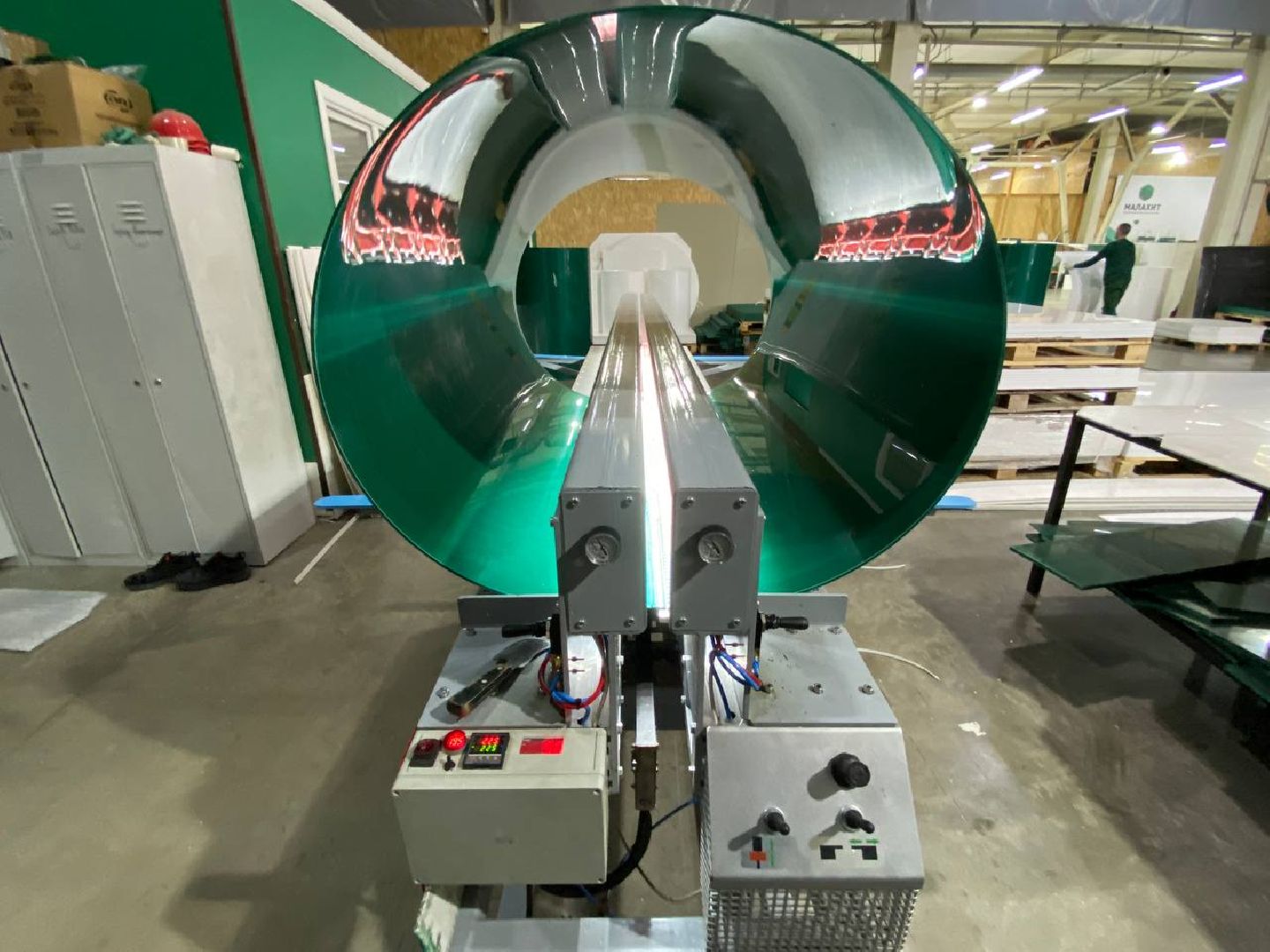 малахит, завод малахит,