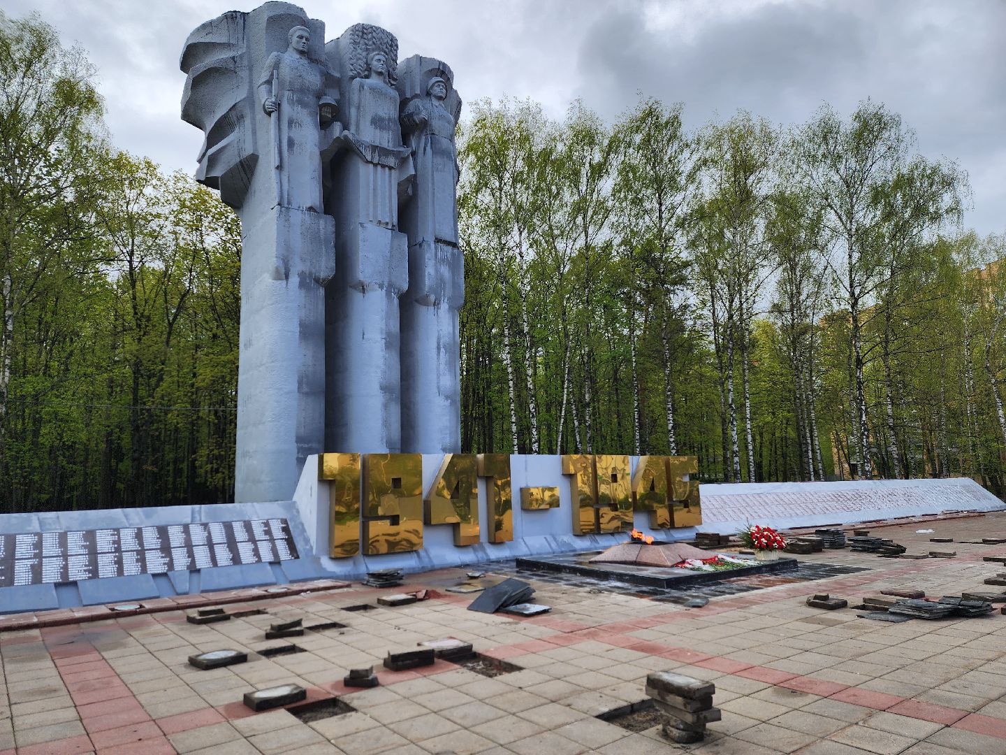 королёв, вертикалки, благоустройство в королеве, мемориал славы в королеве ,