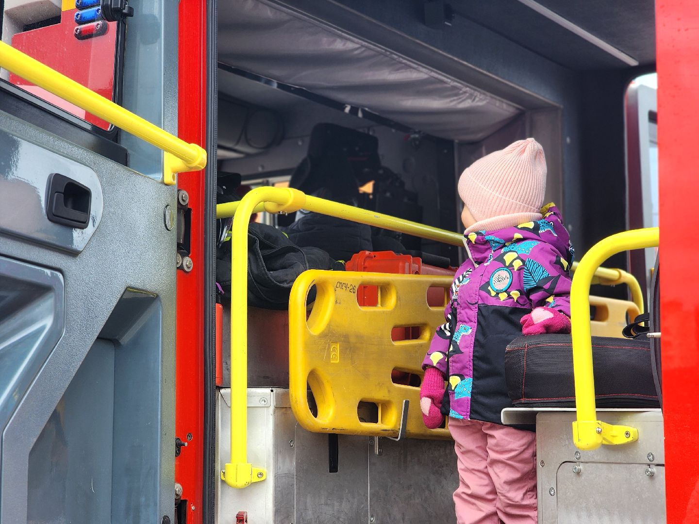 дубна, день пожарной охраны, мчс россии, для детей,