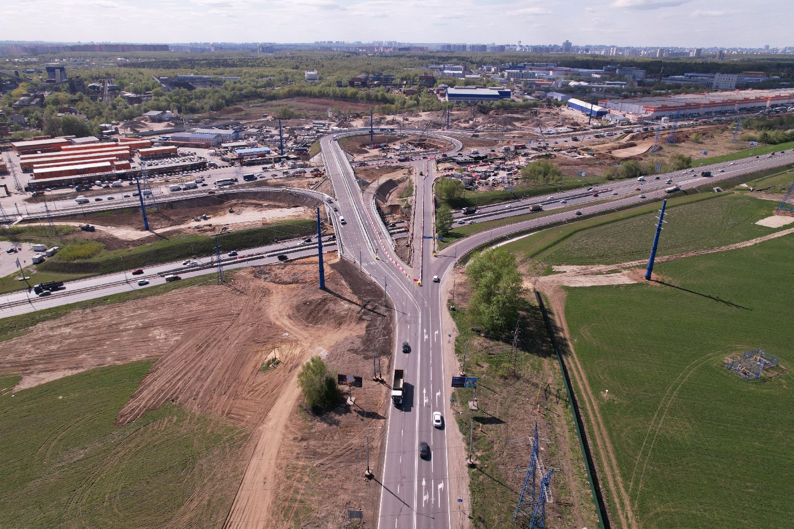 видео с коптера, дороги подмосковья, развязка каширского и володарского шоссе,