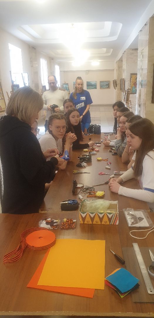 Долгопрудный, выставка, патриотика, школьники