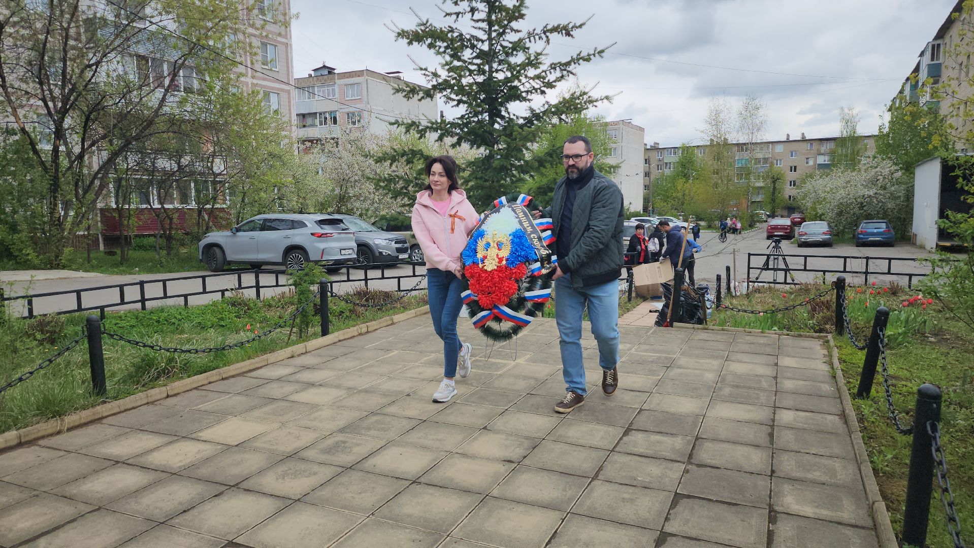 серпухов, поселок пограничный, микрорайон имени ногина, памятник вов, шефство на памятником вов,