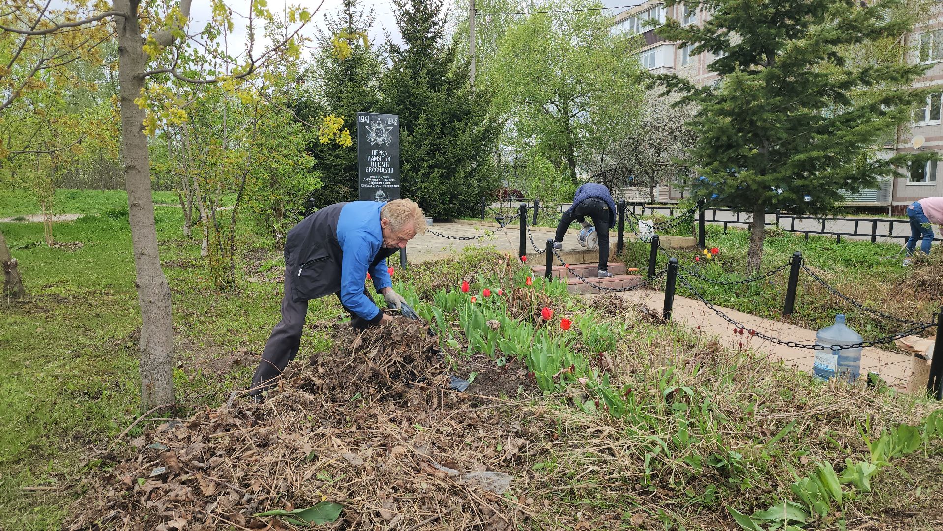 серпухов, поселок пограничный, микрорайон имени ногина, памятник вов, шефство на памятником вов,