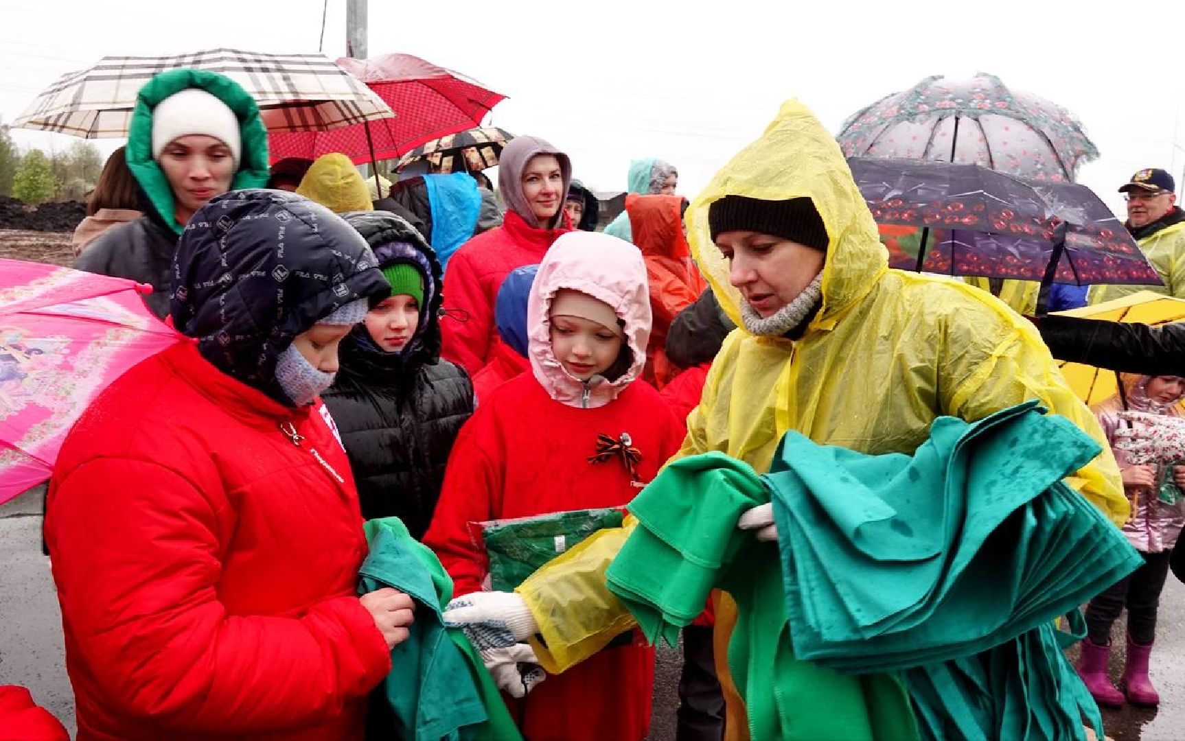 сад памяти, международная акция , сергиев посад , сергиево-посадский городской округ, 9 мая , 80-летие великой победы,  память  ,